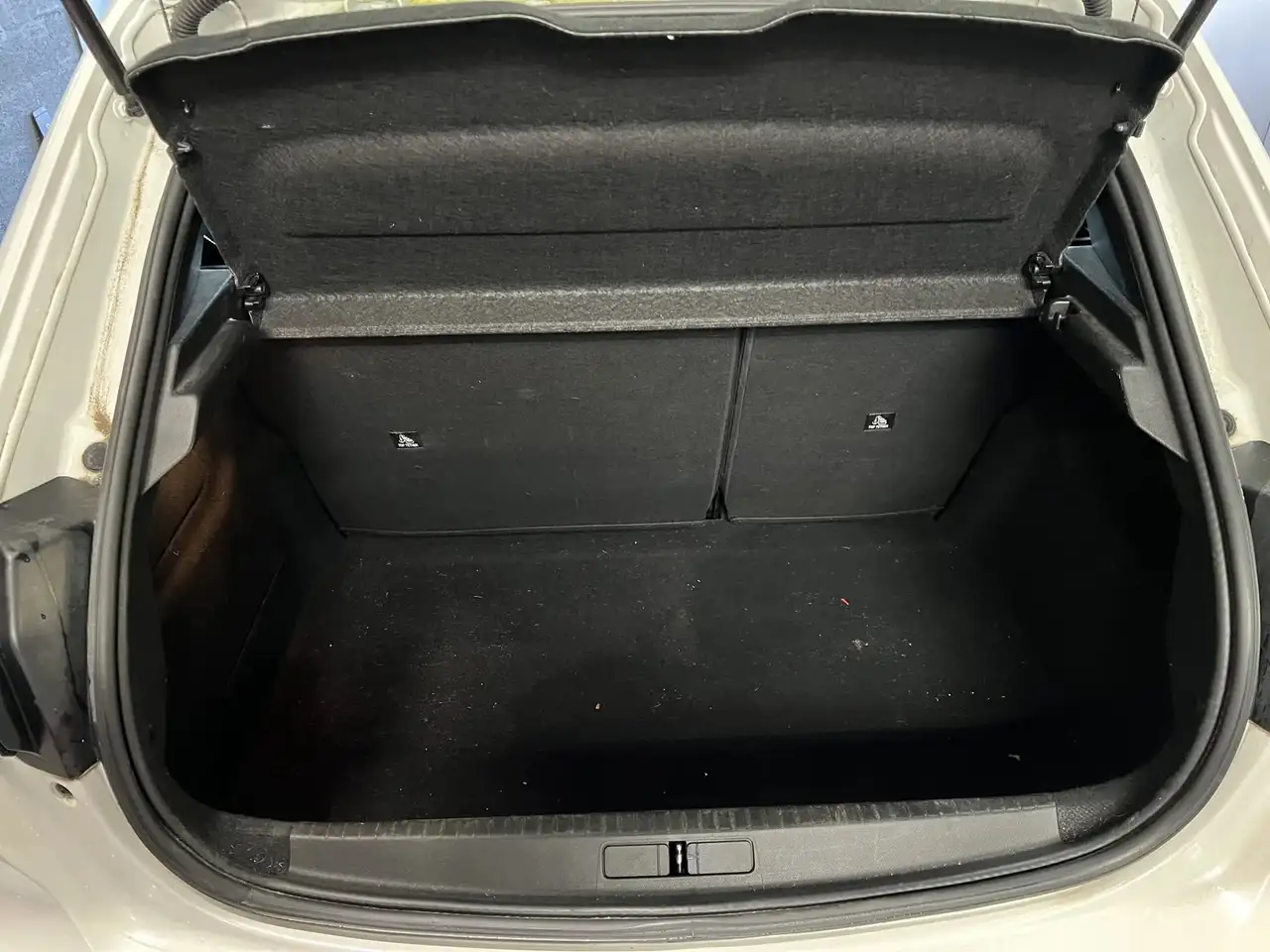 Peugeot 208 208 — photo 39