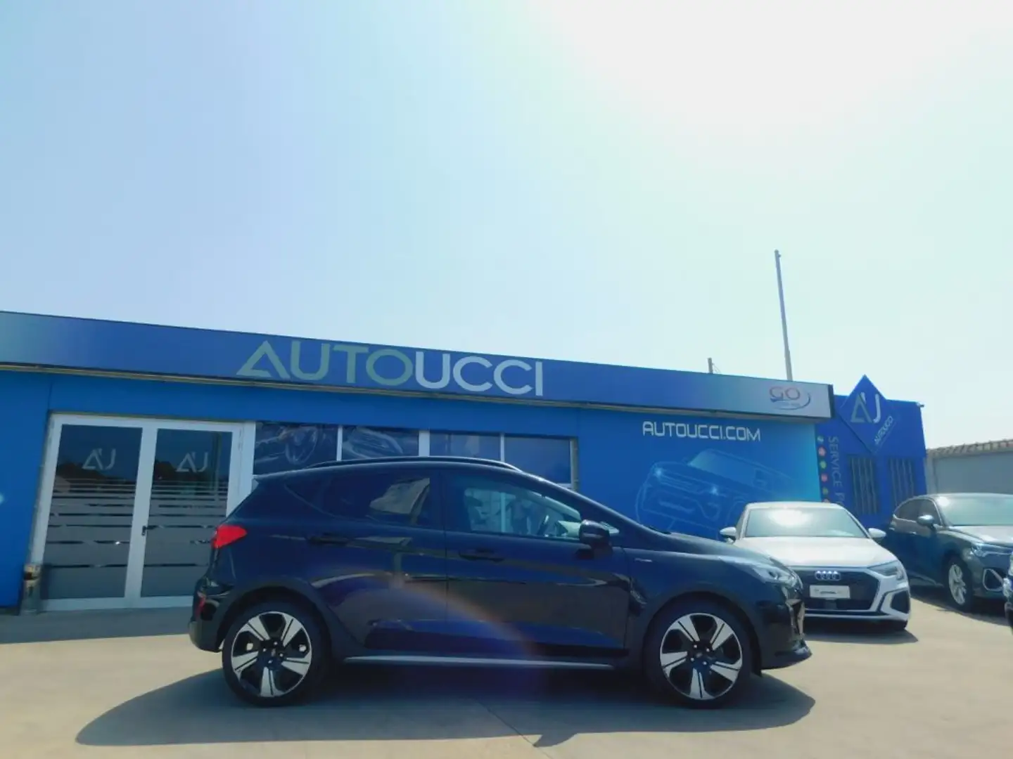 Ford Fiesta 1.0 Ecoboost Hybrid 125 CV Active Nero - 2