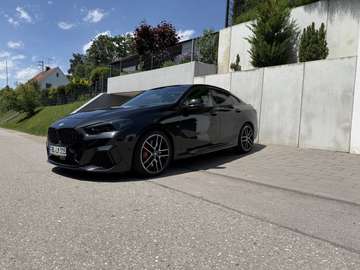 M235i xDrive