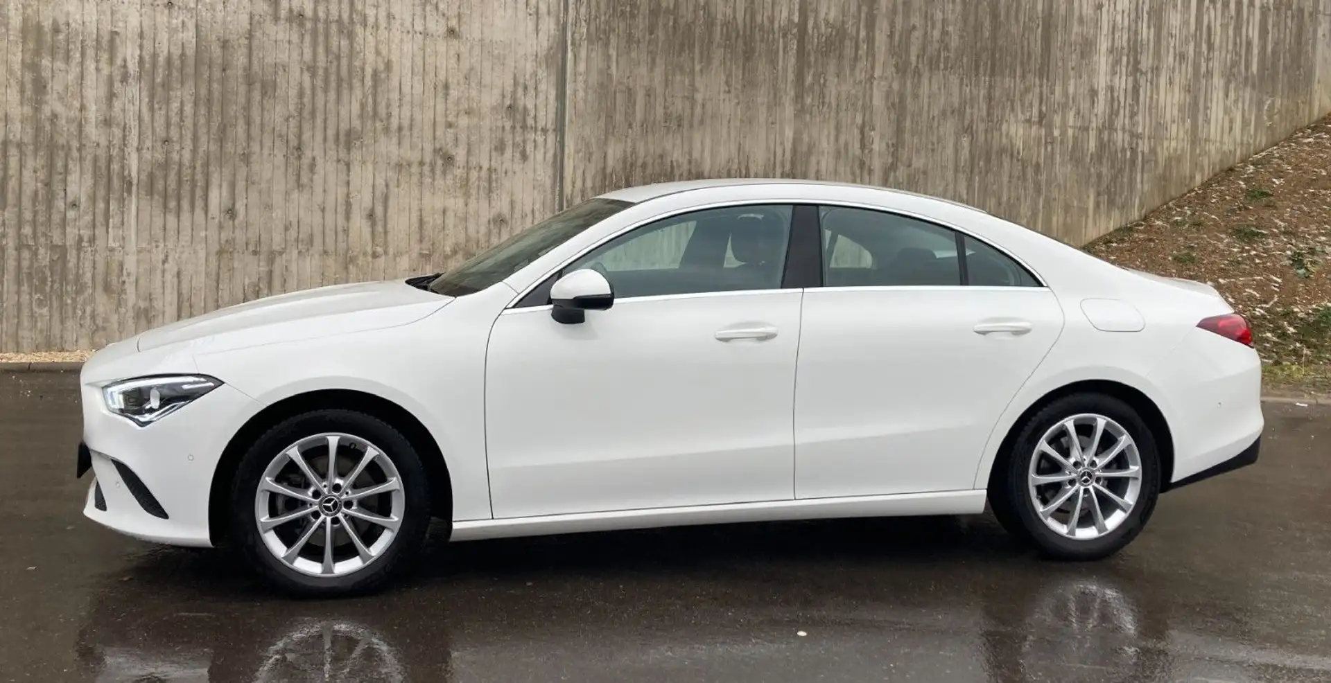 Mercedes-Benz CLA 200 d LED+ Navi Kamera DAB MBUX Memory Blanc - 2