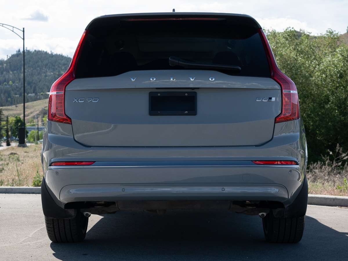 2025 Volvo XC90 B6 AWD ULTRA BRIGHT THEME thumb 7