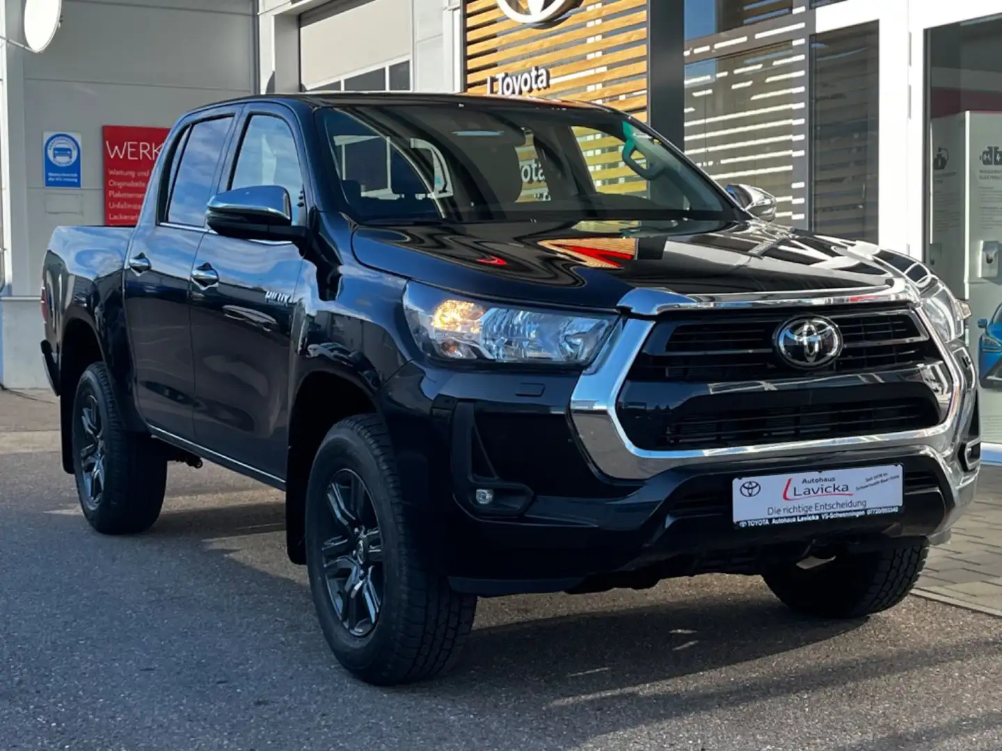 Toyota Hilux Double Cab Comfort 4x4 Nero - 1