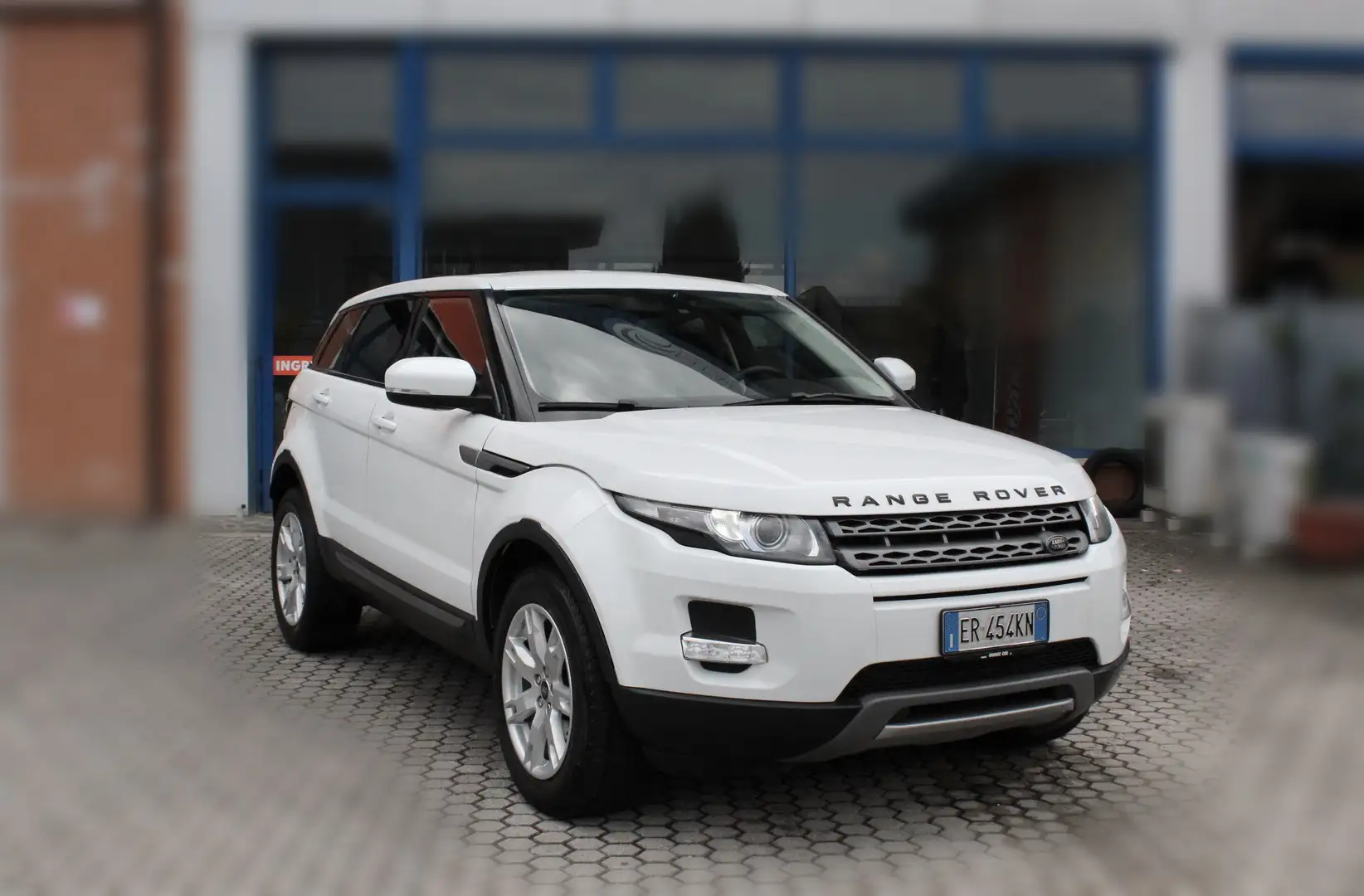 Land Rover Range Rover Evoque 5p 2.2 TD4 Pure Tech Pack 150CV Bianco - 2