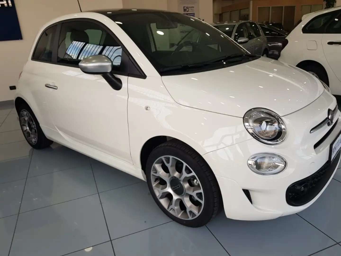 Fiat 500 1.0 Hybrid ROCK STAR Blanc - 2