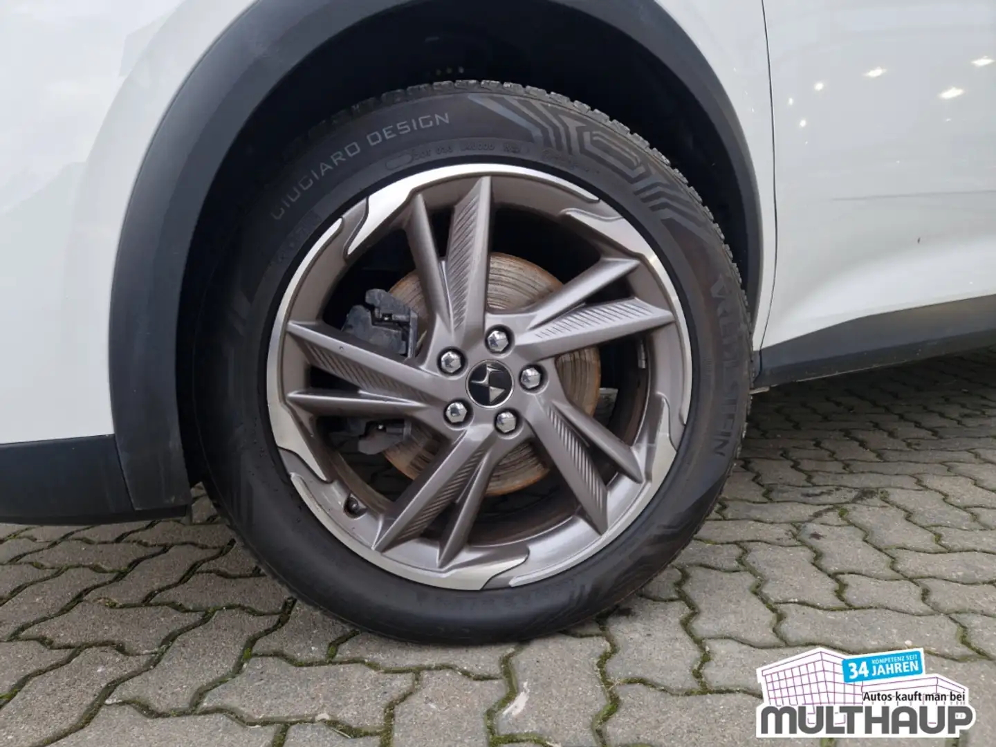 DS Automobiles DS 7 SoChic E-Tense 225 E-EAT8 + SHZ Alb - 2