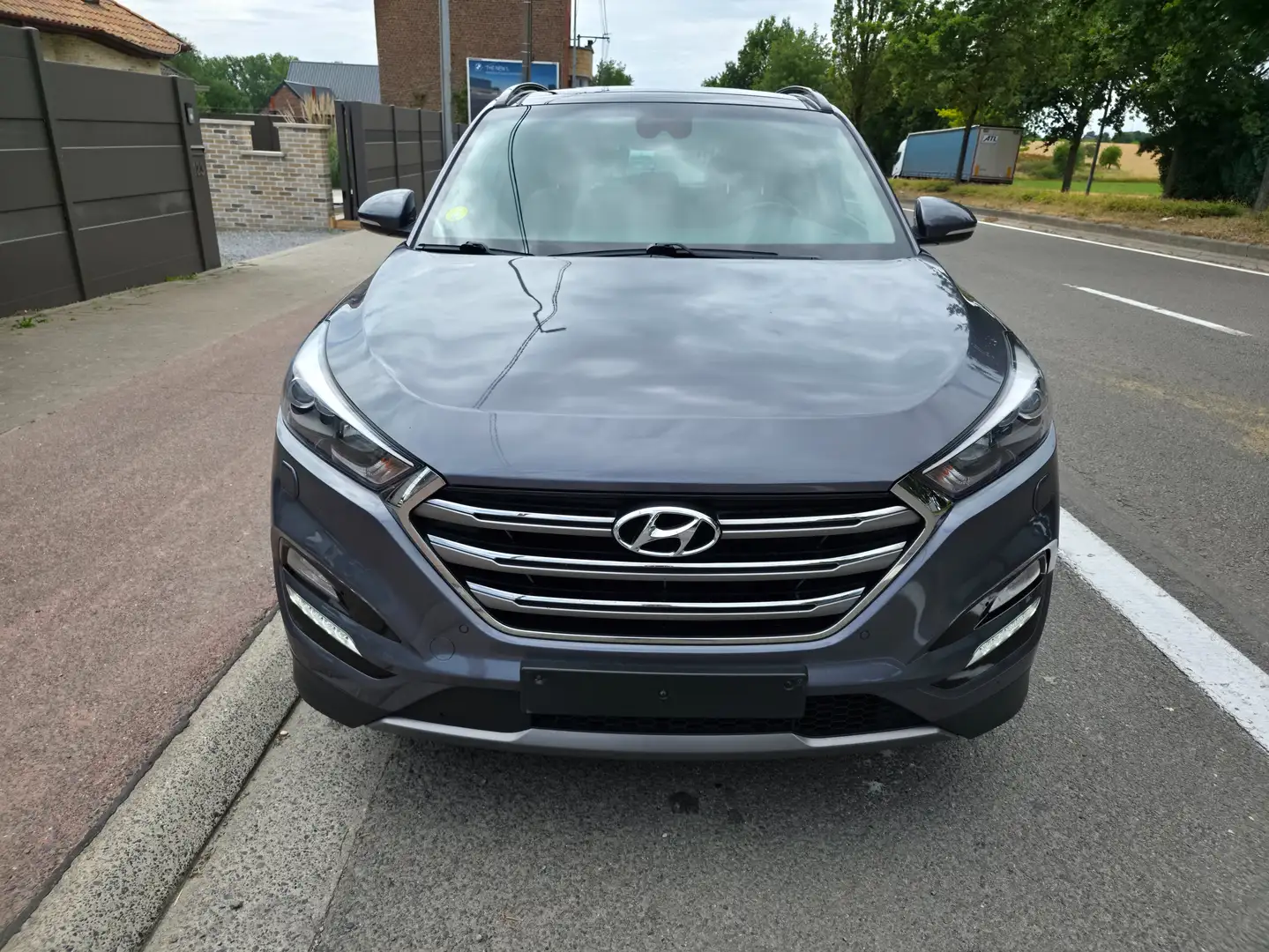 Hyundai TUCSON Tucson 2.0 CRDi 2WD 1°EIG FULL OPTIES PERFECTE! Gris - 2