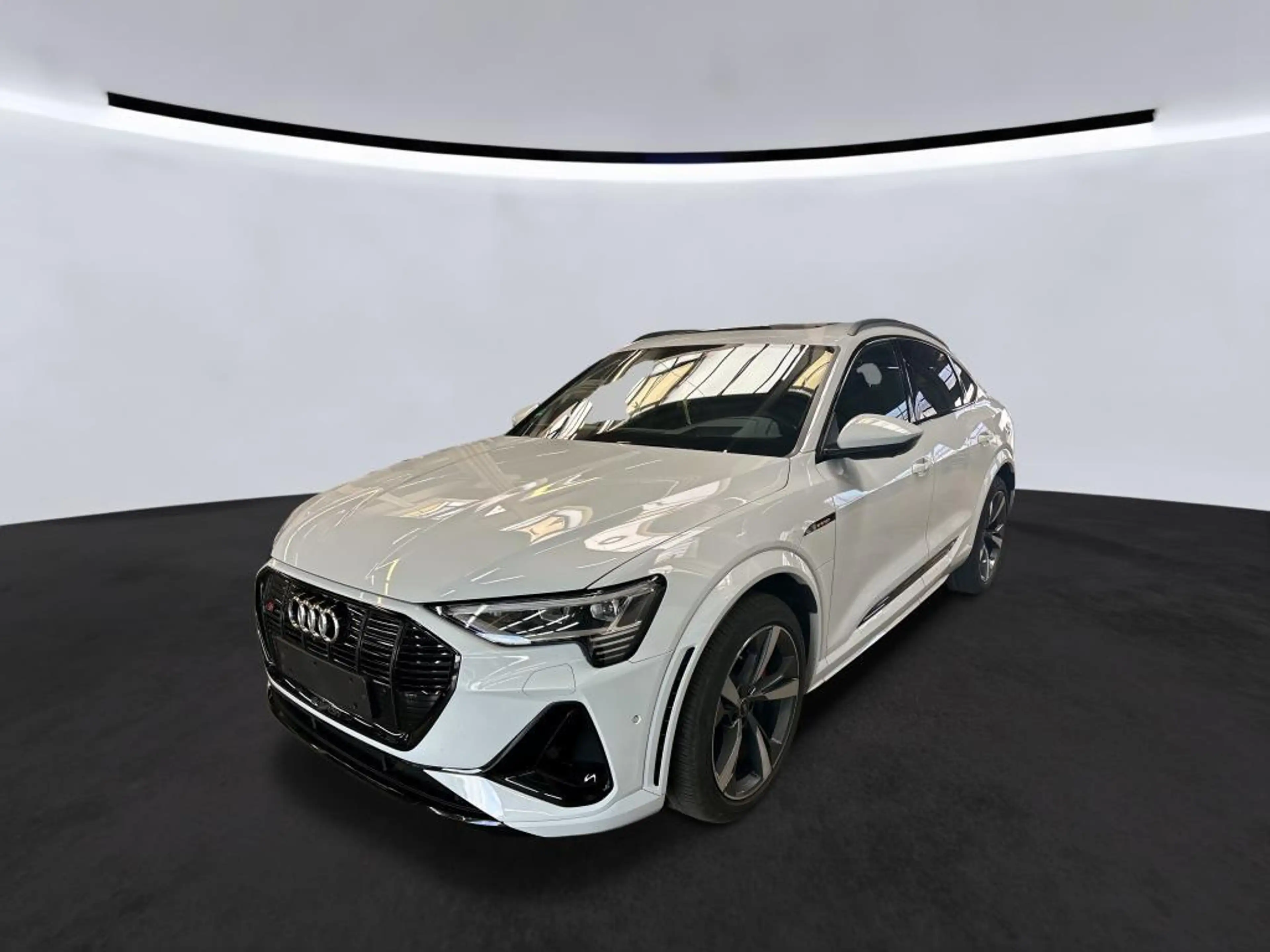 Audi e-tron SPORTBACK S BLACK ACC/HuD/PANO/S-SITZE — photo 5