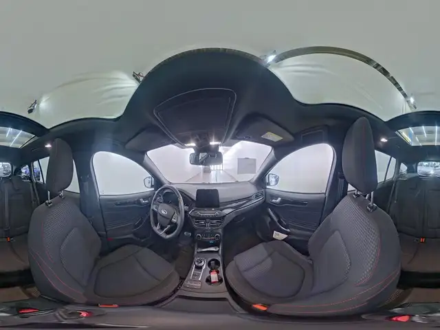 Ford Focus view 9