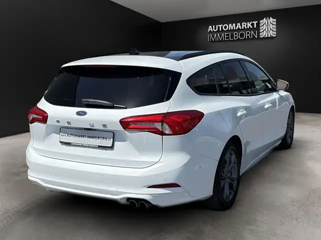 Ford Focus view 7