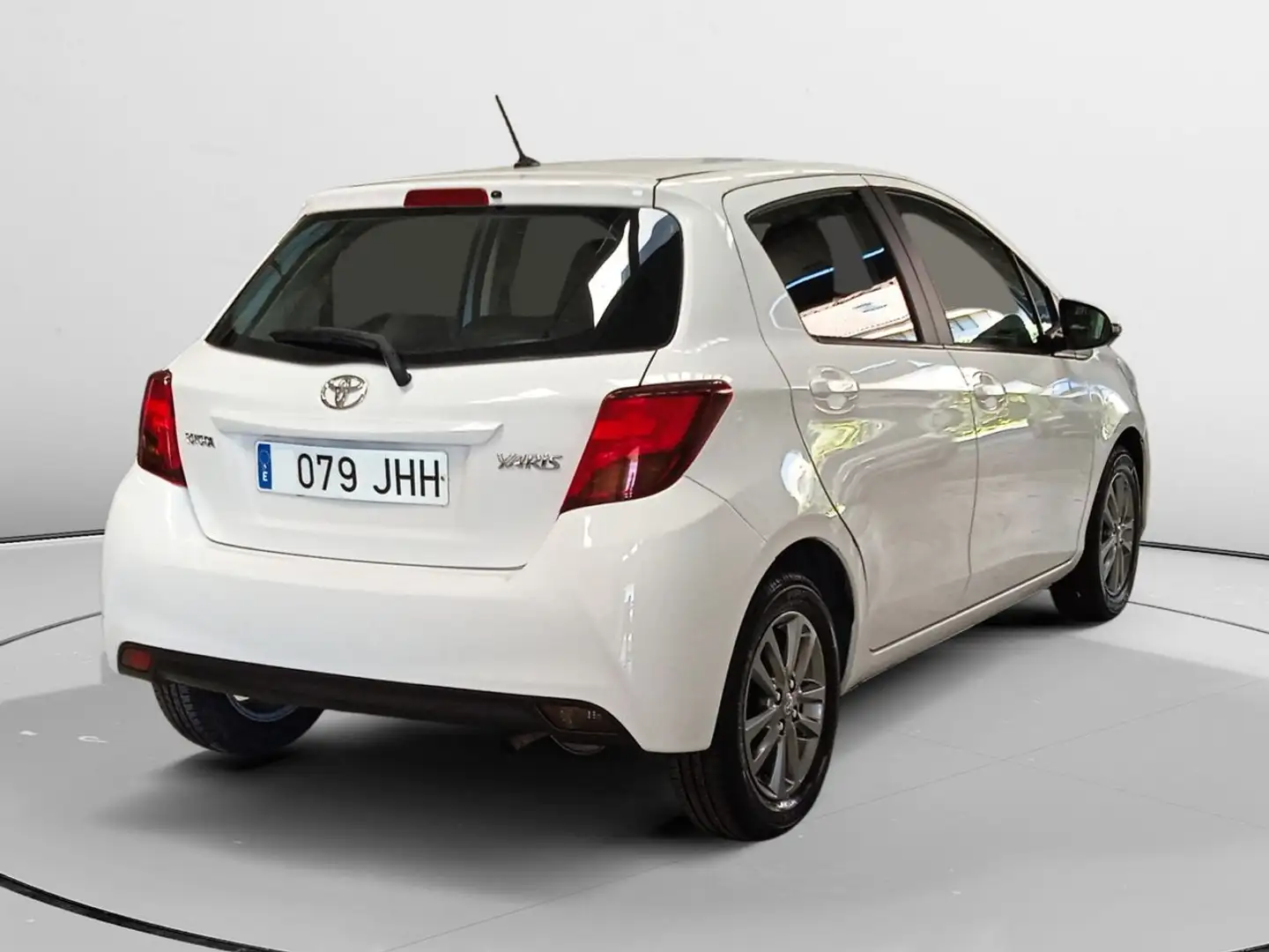 Toyota Yaris 1.0 Active Blanco - 2