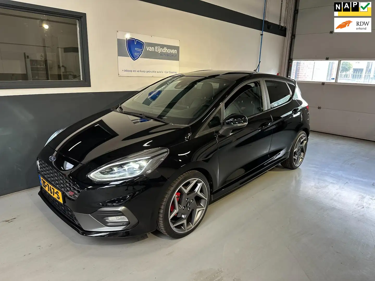 Ford Fiesta 1.5 EcoBoost ST-3 Recaro|Full-led|200PK Zwart - 1