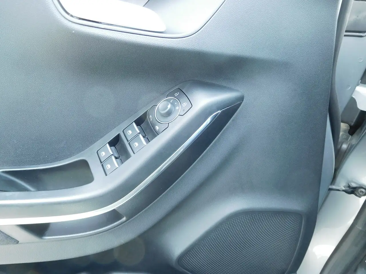 Ford Puma 1.0 EcoBoost Hybrid 125 CV S&S Titanium, миниатюра 18