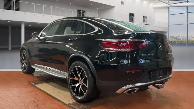 Mercedes-Benz GLC 300 e AMG Coupe VollLeder*Burmest*20*Kamera