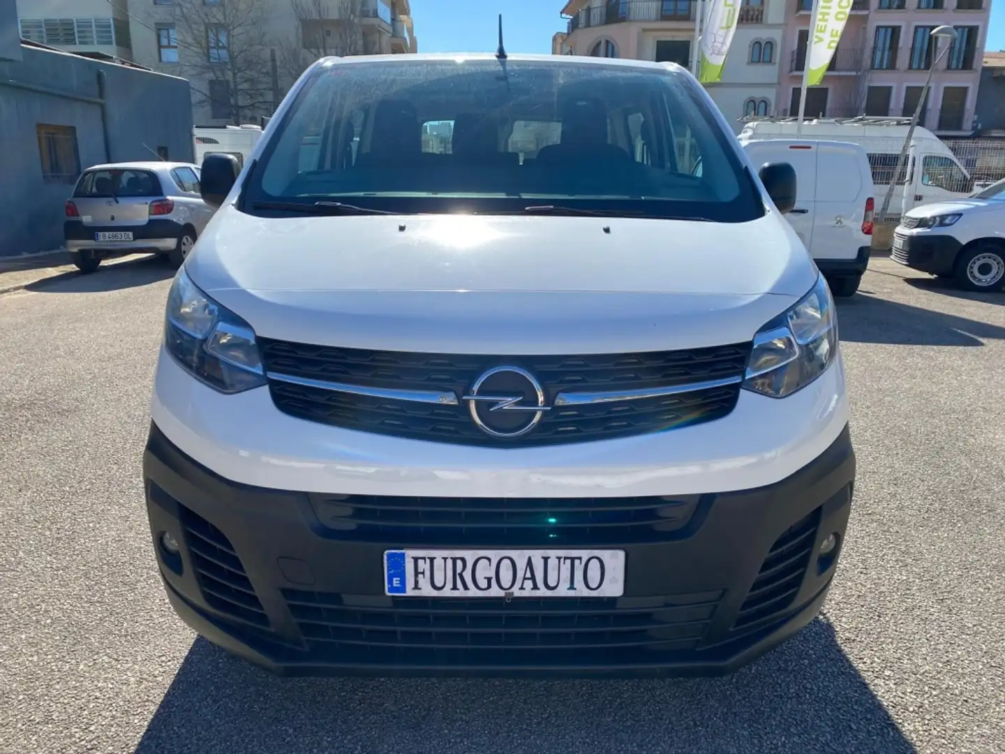 Opel Vivaro 1.5D S Carga Standard 120 Blanco - 2