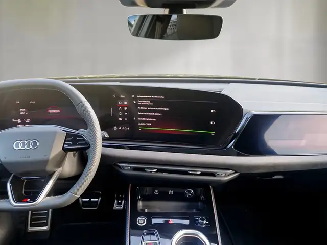 Audi A6 view 10