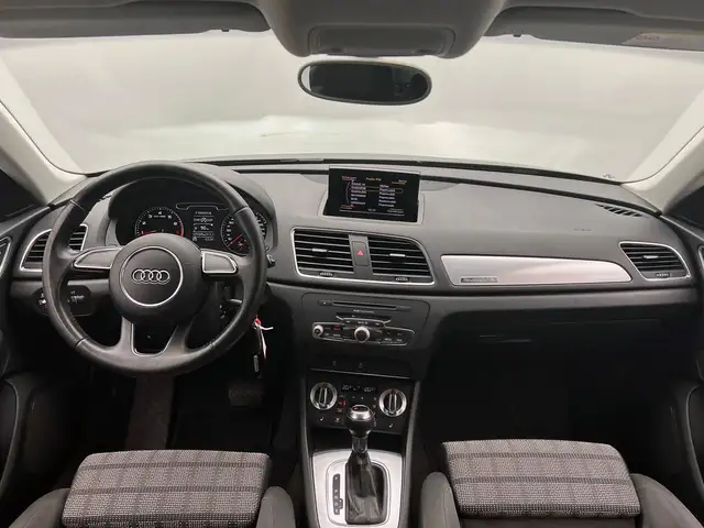 Audi Q3 view 2