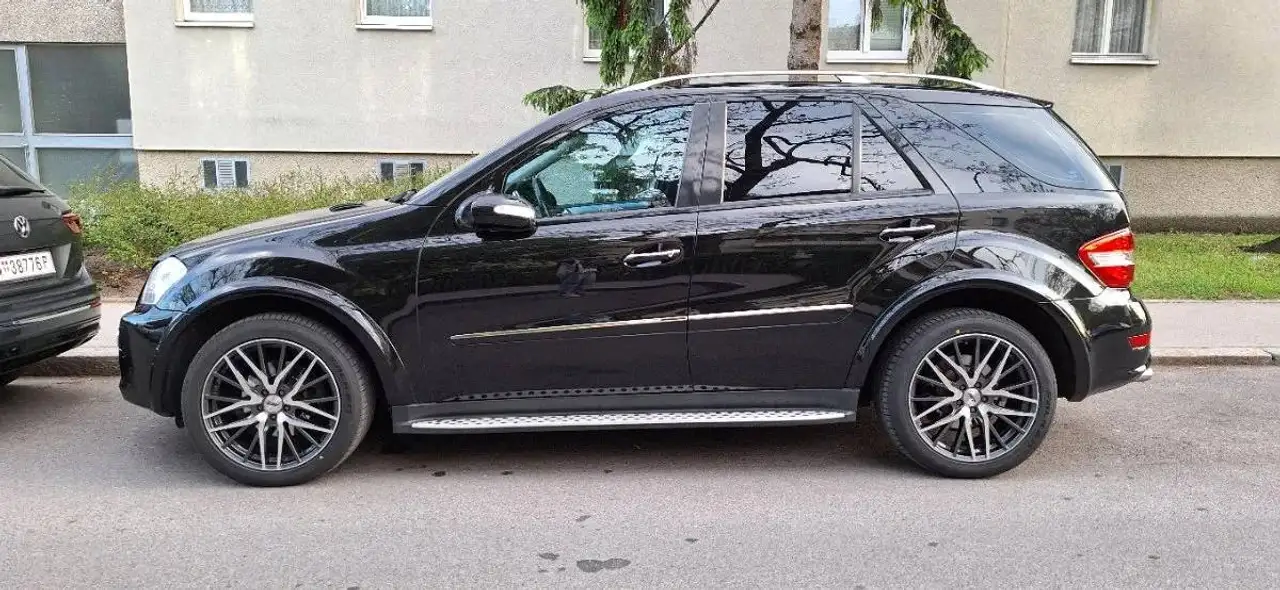 Mercedes-Benz ML 320
