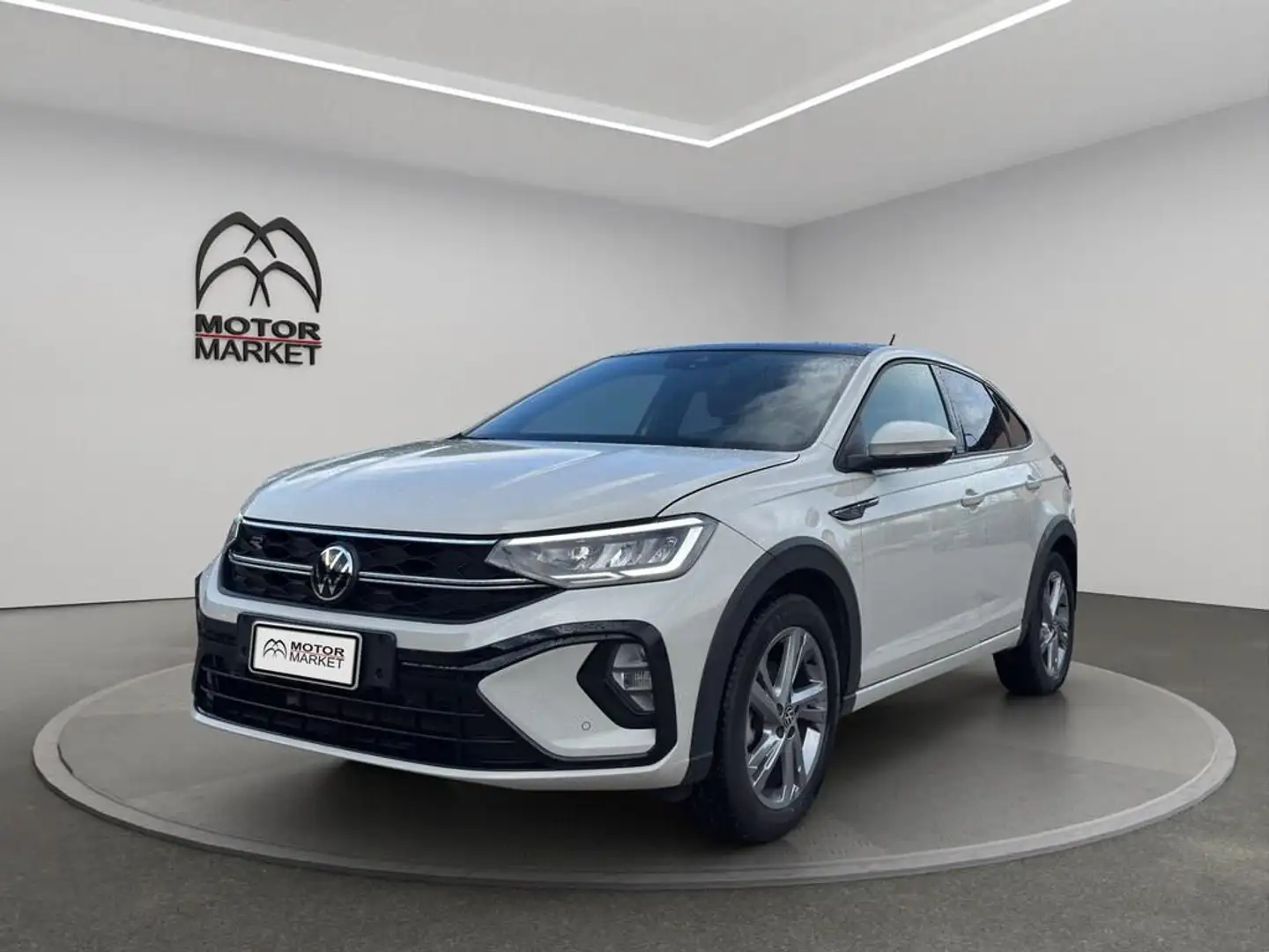 Volkswagen Taigo 1.0 tsi R-Line 110cv dsg Weiß - 1