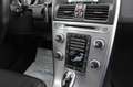 Volvo XC60 Automatik Momentum AWD 2,4 Ltr. - 140 kW Schwarz - thumbnail 31