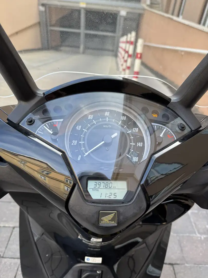 Honda SH 150i abs - 1
