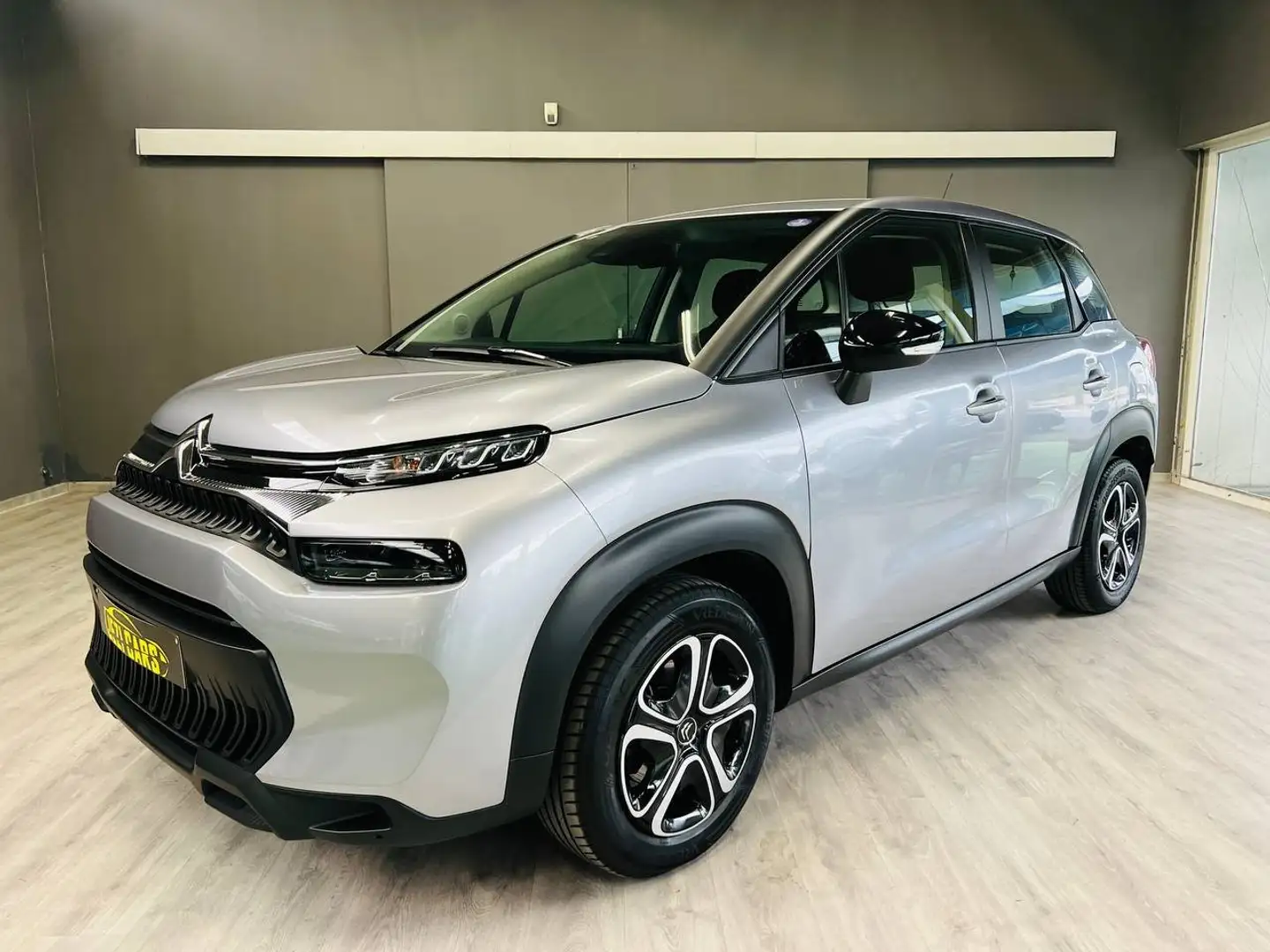 Citroen C3 Aircross C3 Aircross/CRUISE CNTRL/APPLE CARPLAY/ZUINIG Gris - 2