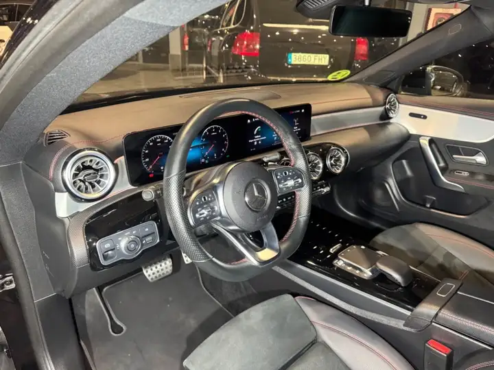 Mercedes-Benz CLA 2023, foto 3