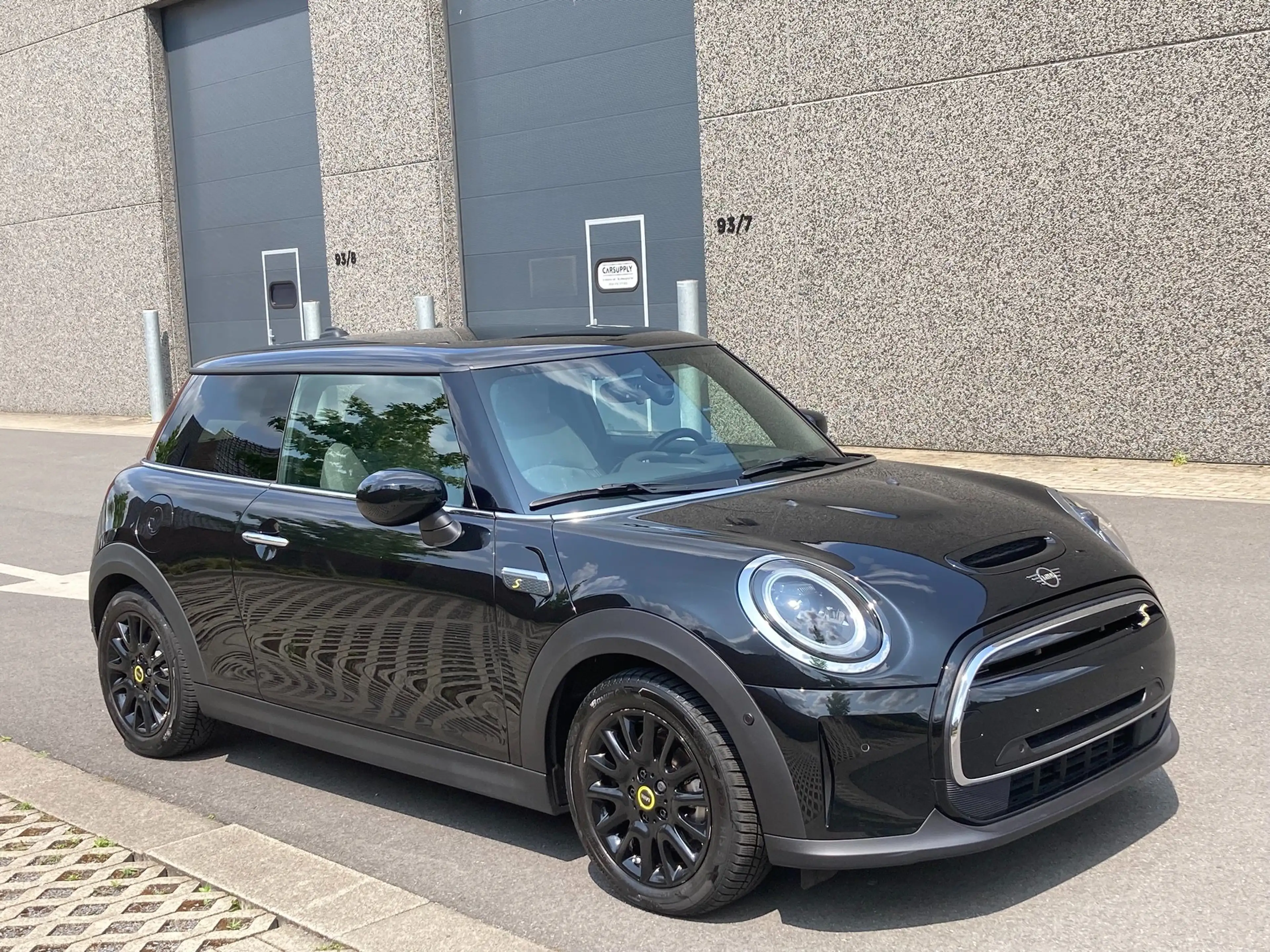 MINI Cooper SE e-Mini 28.9 kWh - Pano-dak - Slechts 17.000 Km — photo 13