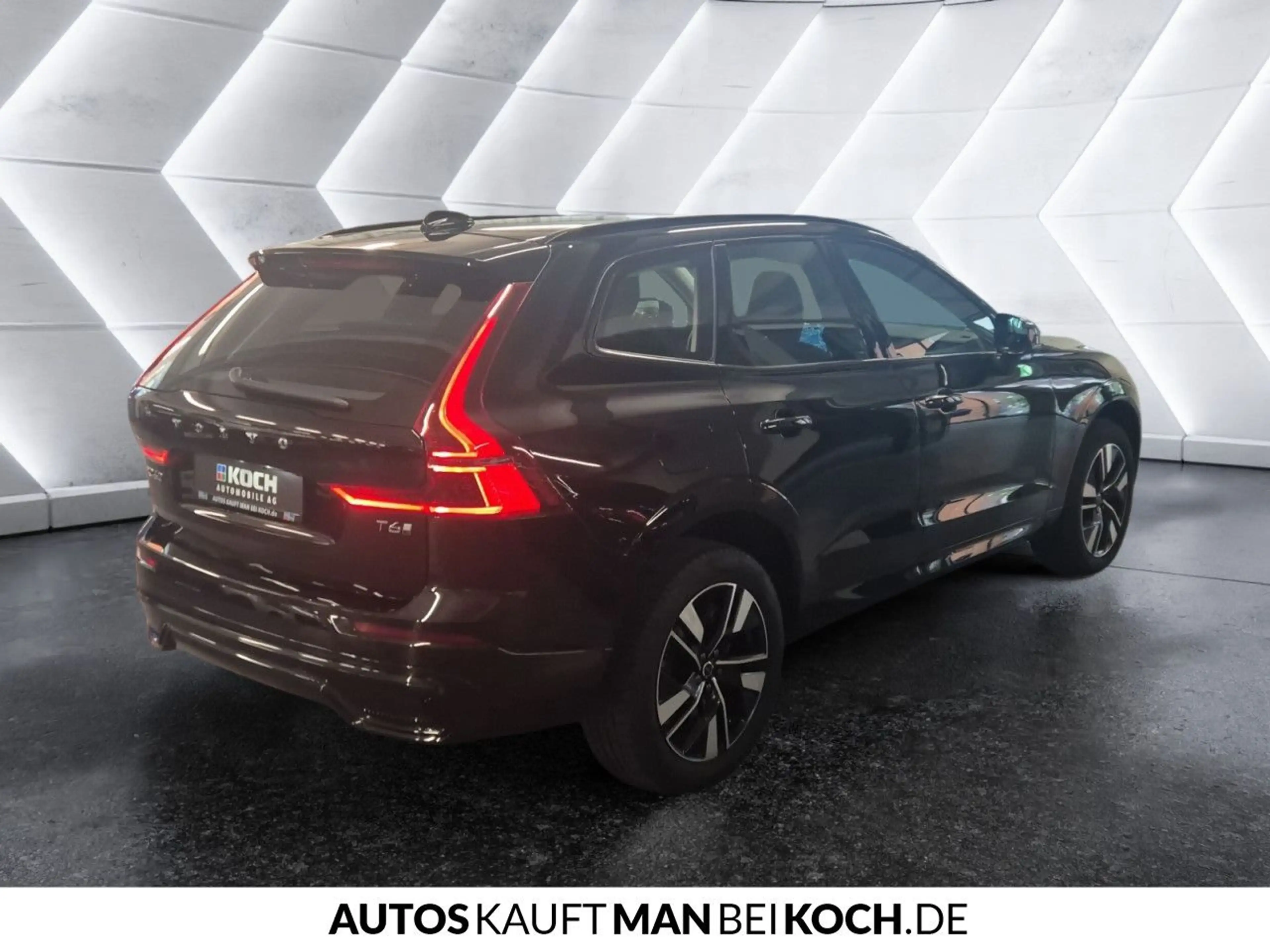 Volvo XC60 T6 AWD Plus Dark ACC BLIS H/K 4xSHZ — photo 4