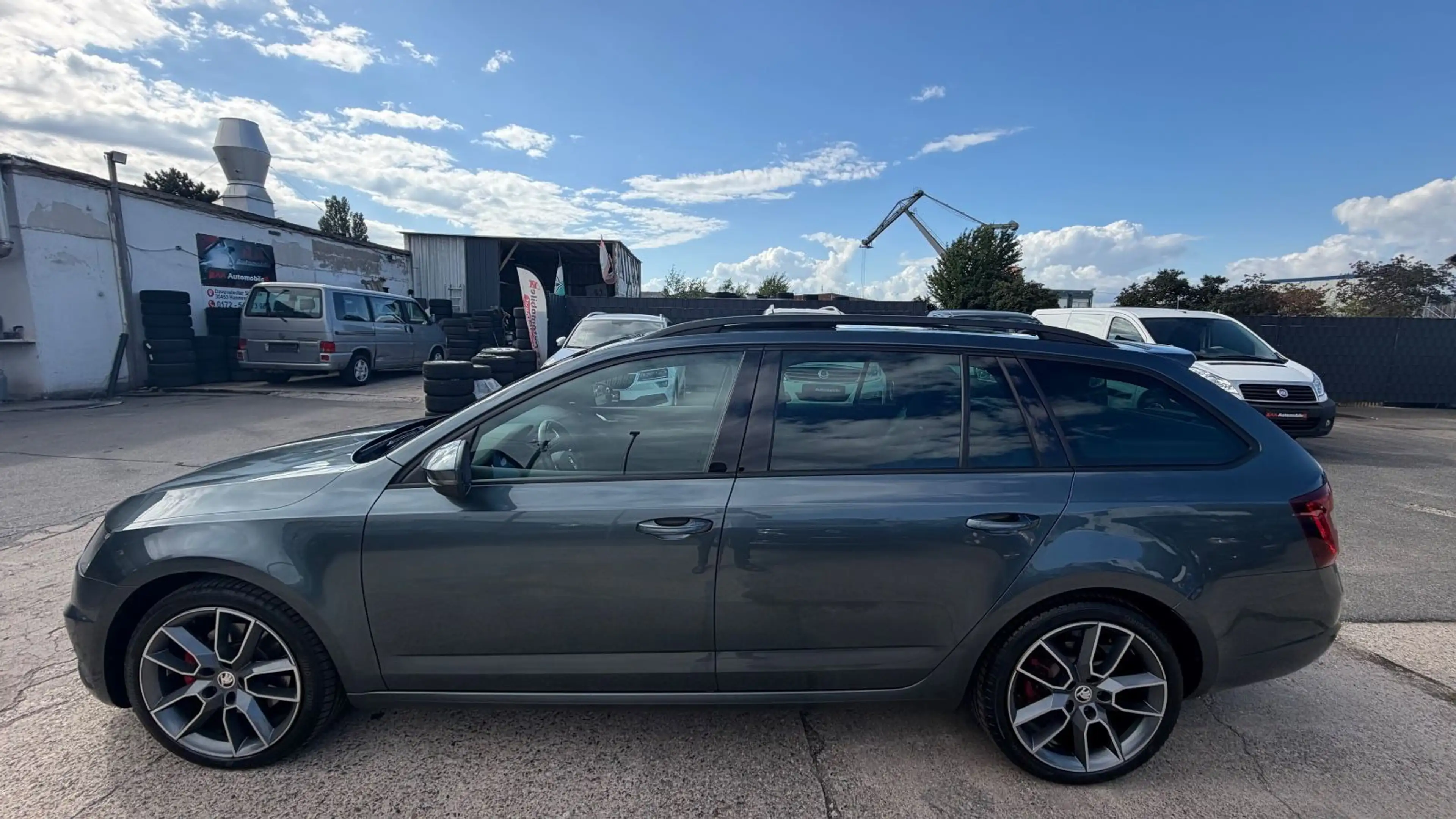 Skoda Octavia Combi RS 2,0 TDI Pano/LED/Kamera — photo 11