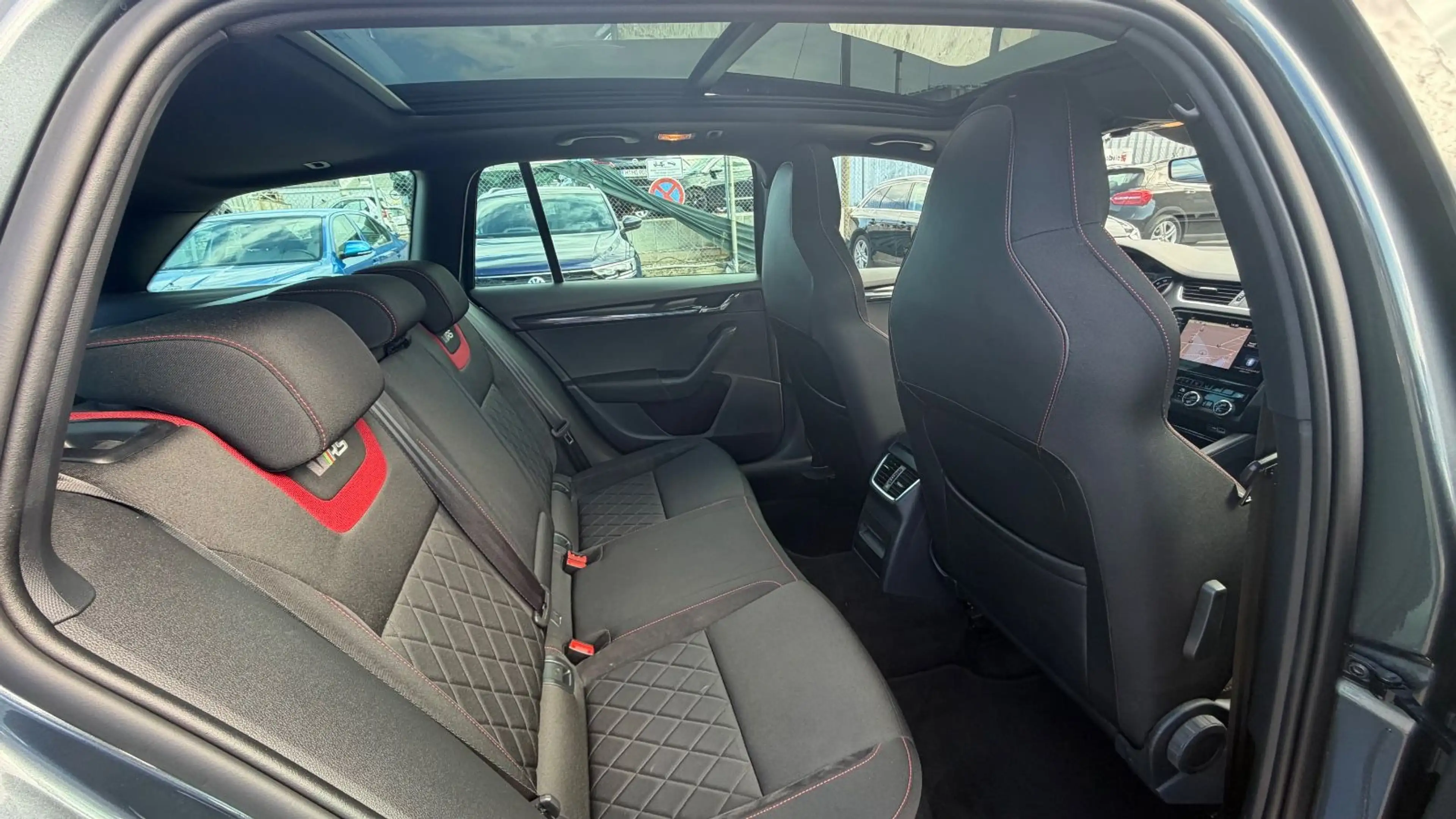 Skoda Octavia Combi RS 2,0 TDI Pano/LED/Kamera — photo 13