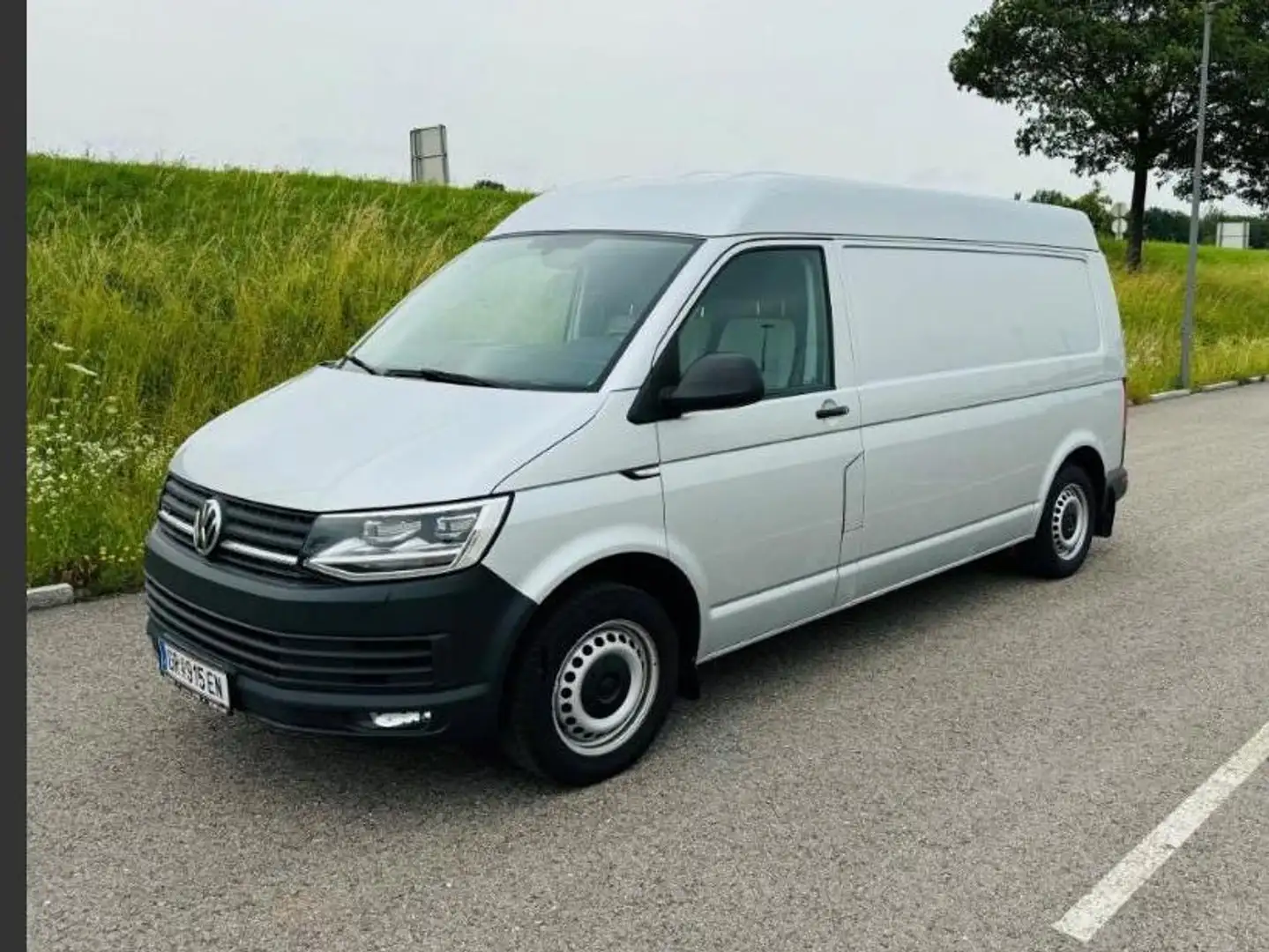 Volkswagen T6 Transporter Silber - 1
