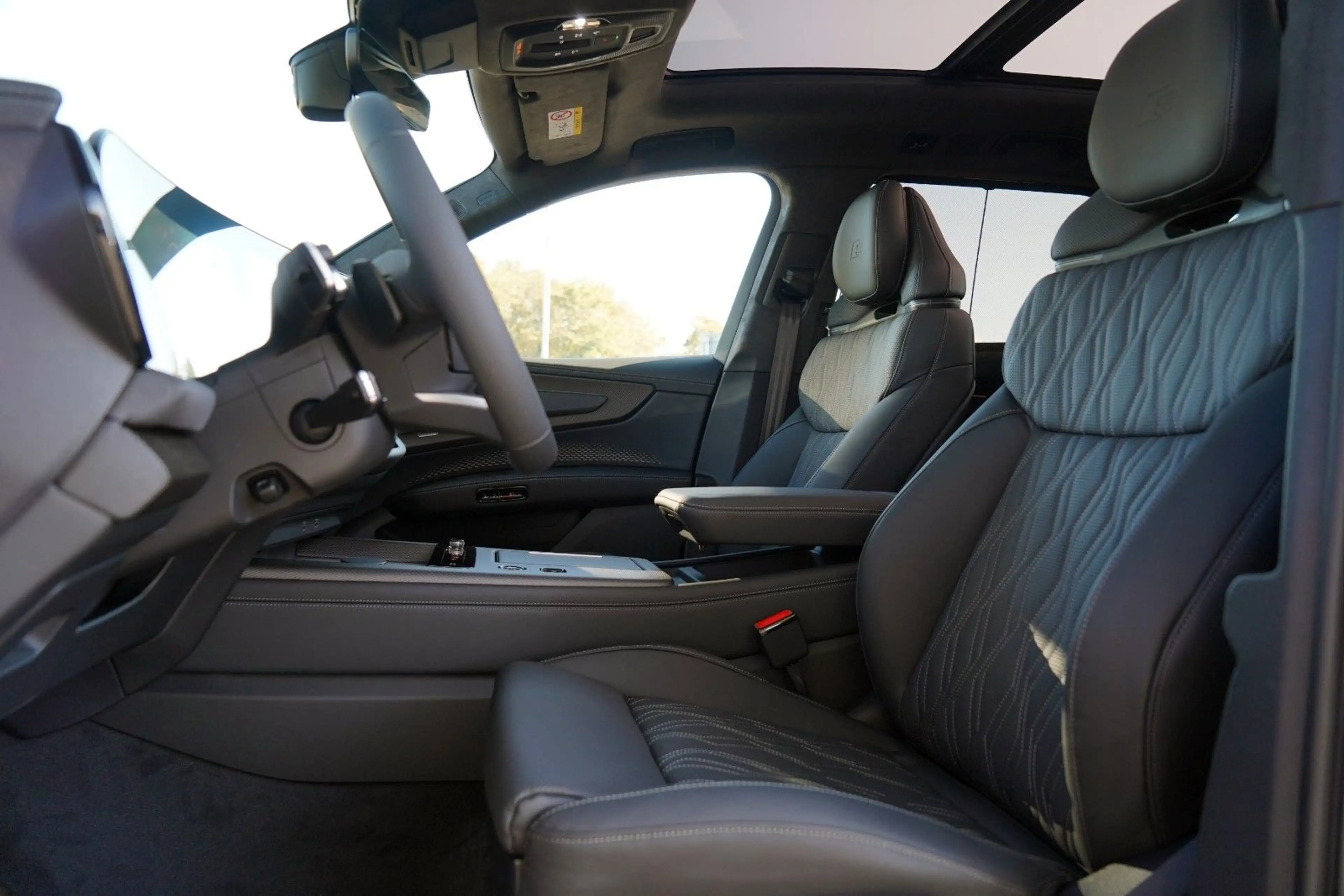Audi Q7 TDI 220KW NEW MODELL ON STOCK FULL 7 SEATS 23 — photo 12