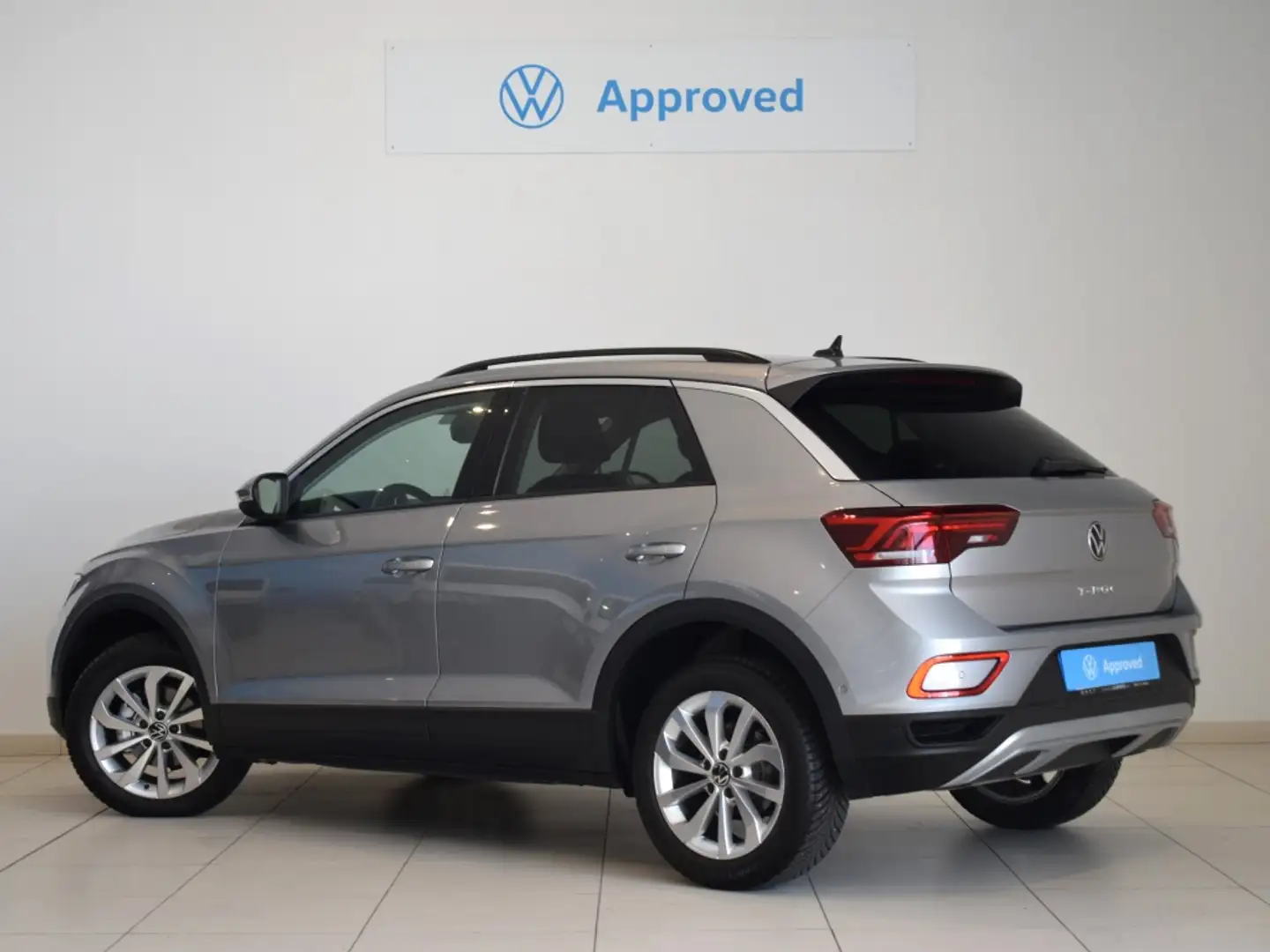 Volkswagen T-Roc 1.5 TSI Más 110 kW Argent - 2