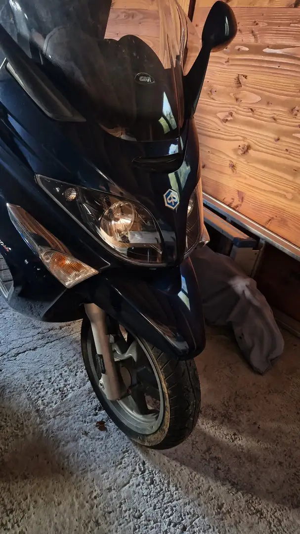 Piaggio XEvo 250 Bleu - 1