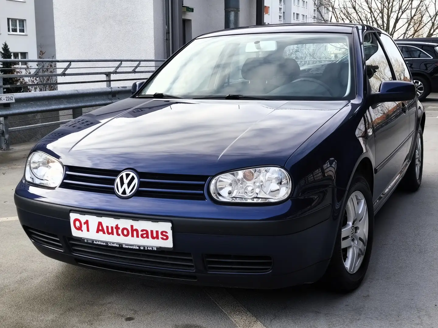 Volkswagen Golf Golf 1.4 EDITION KLIMA/E-FENSTERHE+SPIEGEL/FUNK+ZV Blau - 1