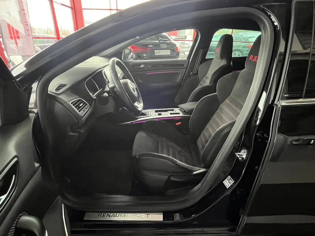 Renault Megane R.S. — photo 13