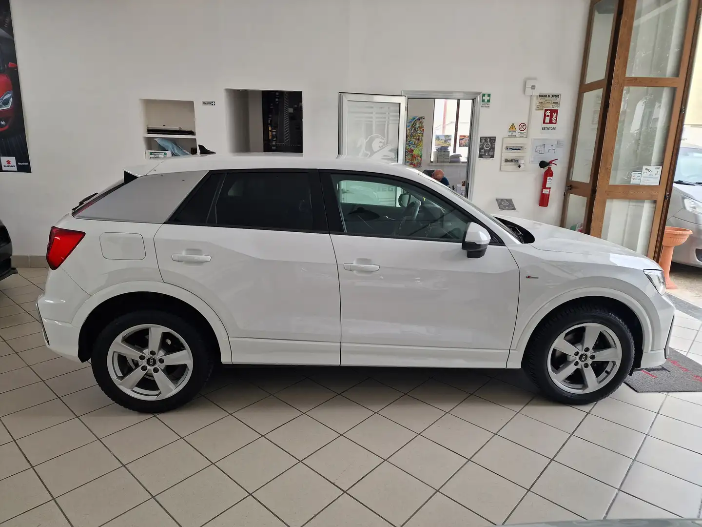 Audi Q2 30 1.6 tdi S line edition Advanced my20 Blanc - 2