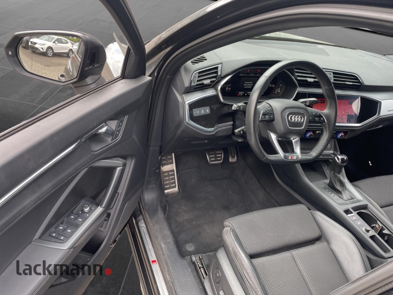 Audi Q3 2.0 Sportback TFSI*quattro*S-Line*Standh.* — photo 9