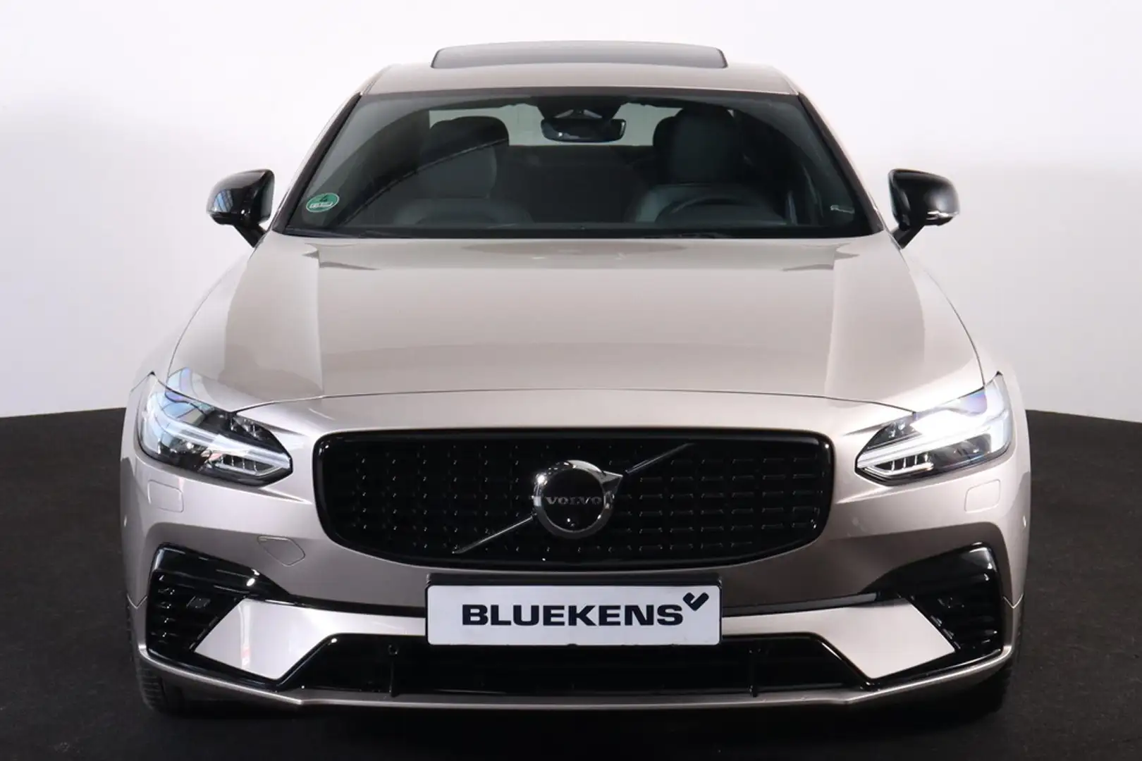 Volvo S90 T8 AWD Plus Dark - LONG RANGE - Luchtvering - Schu Beige - 2