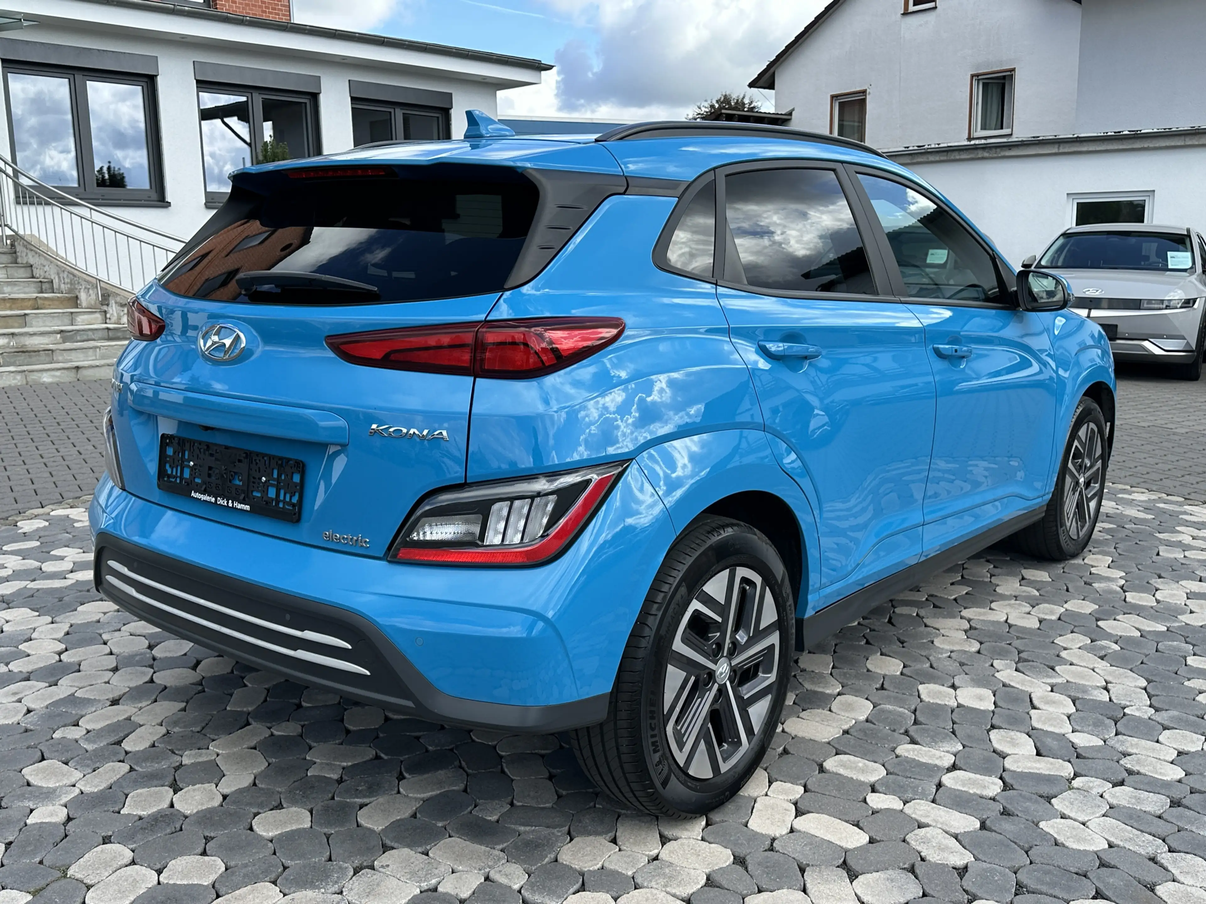 Hyundai KONA Trend LED ACC SHZ LHZ WÄMPU CAM PDC — photo 8