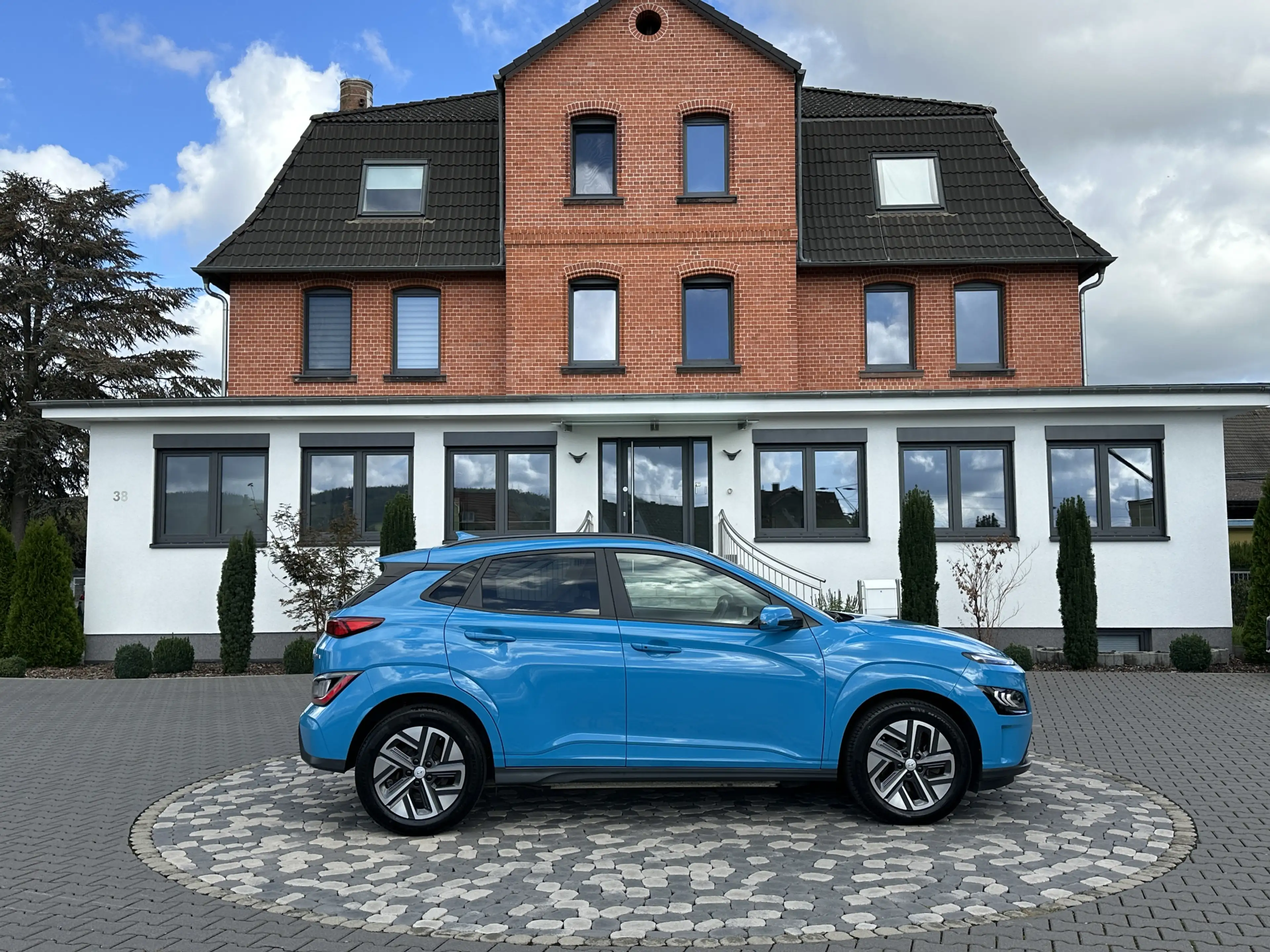 Hyundai KONA Trend LED ACC SHZ LHZ WÄMPU CAM PDC