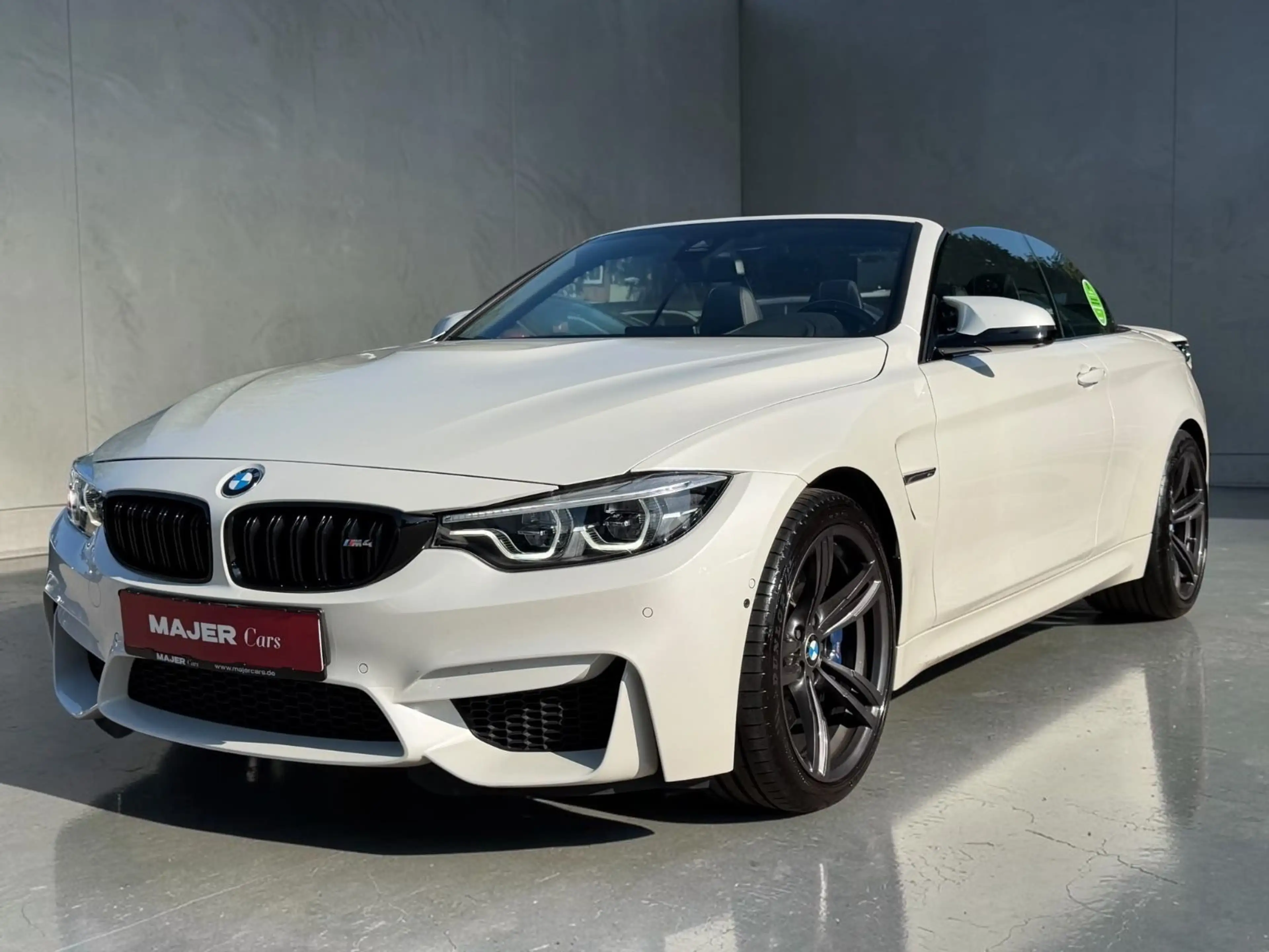 BMW M4 Cabrio LCI*H&K*HUD*360°*KEYLESS*LED*DKG*