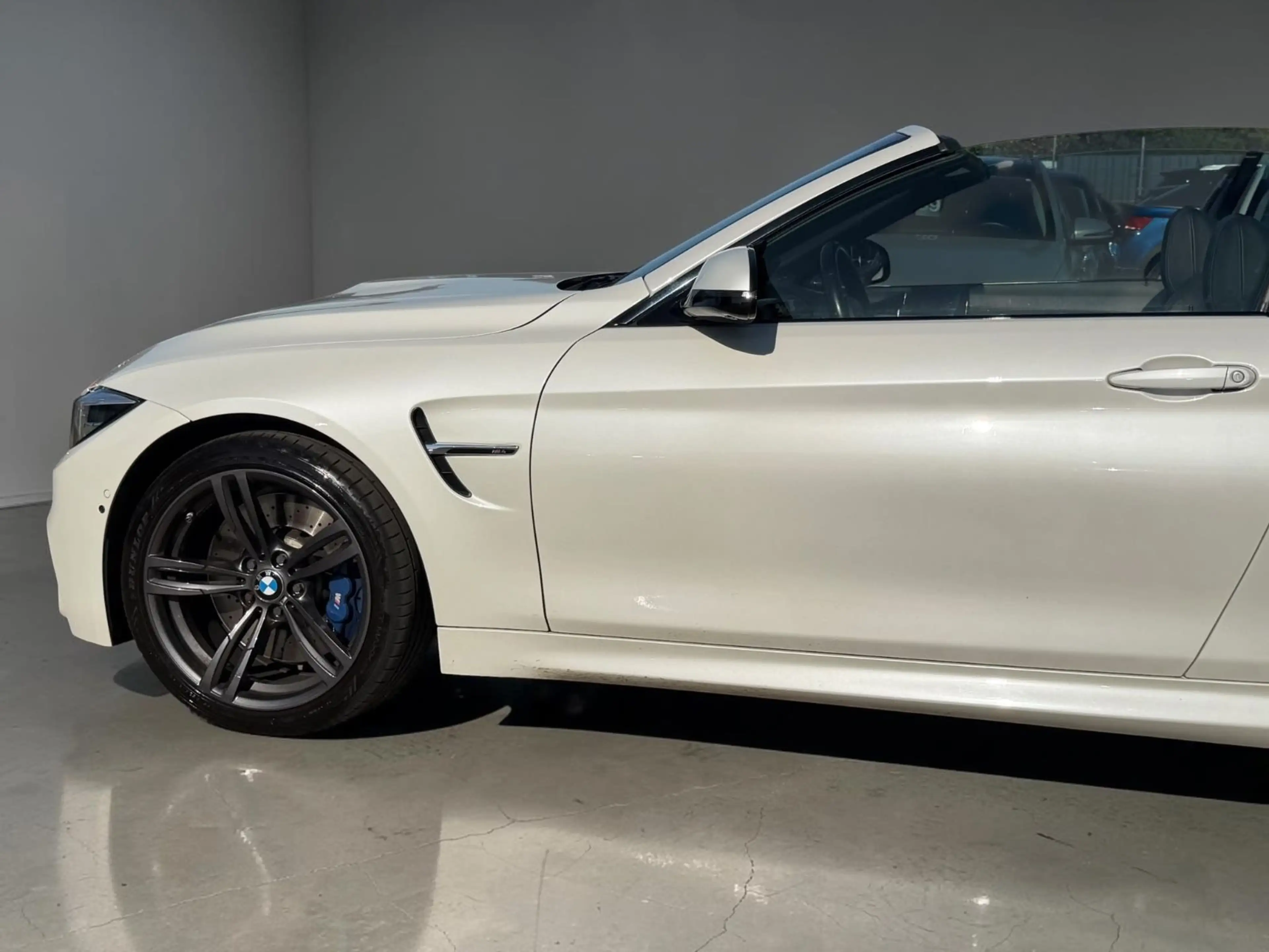 BMW M4 Cabrio LCI*H&K*HUD*360°*KEYLESS*LED*DKG* — photo 13