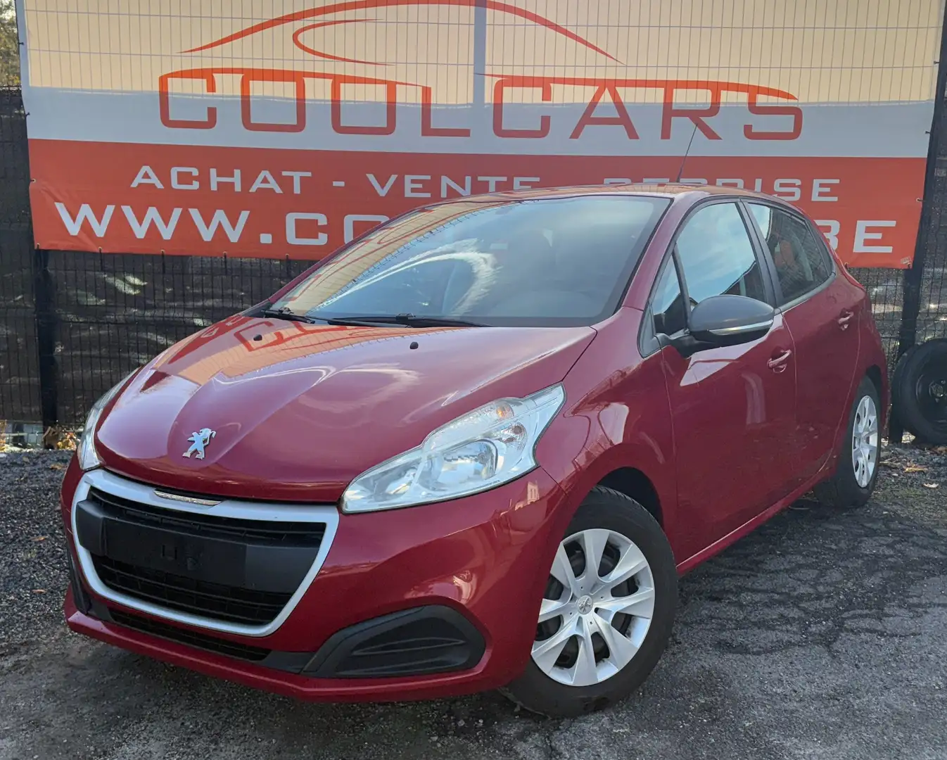 Peugeot 208 1.2i Access -EU6 - GARANTIE 1AN - Rouge - 1