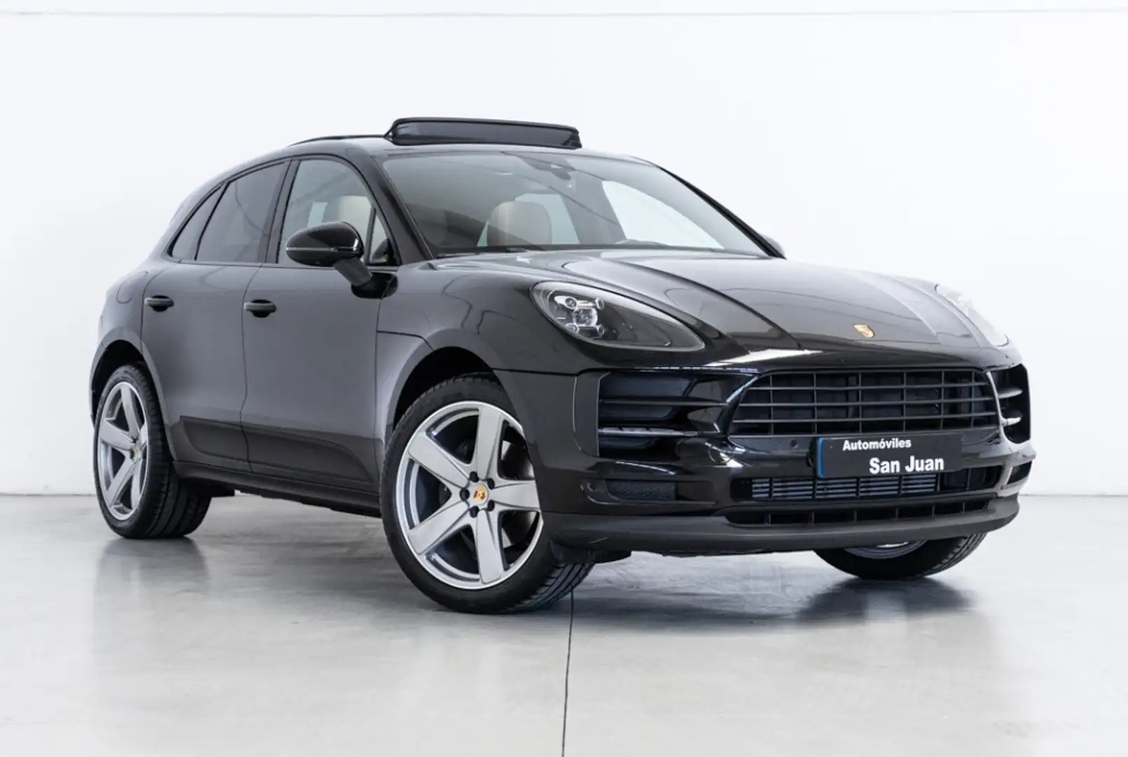 Porsche Macan Aut. Negro - 1