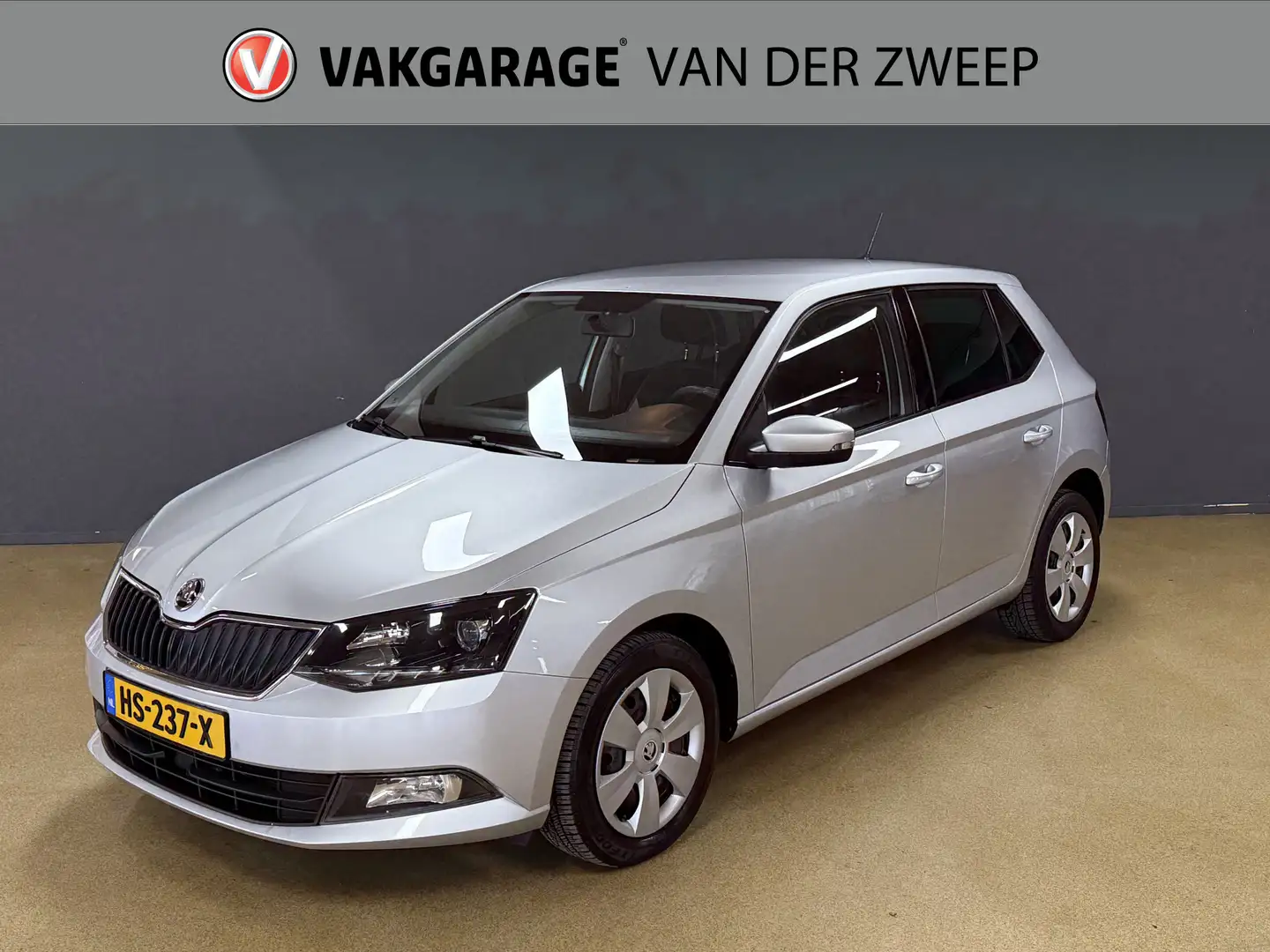 Skoda Fabia 1.2 TSI Ambition | Cruise | Airco Grijs - 1