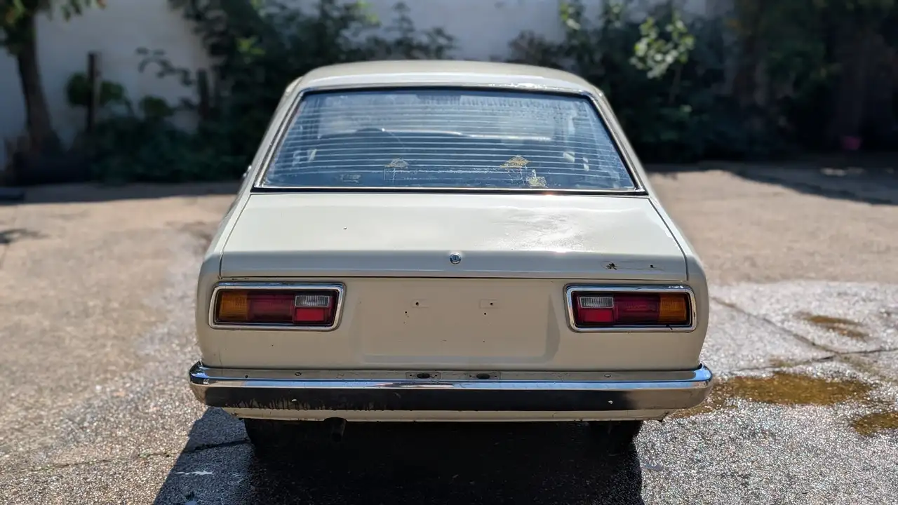 Toyota Corolla KE30 Limousine 2-Türer 1977 Oldtime, foto 5