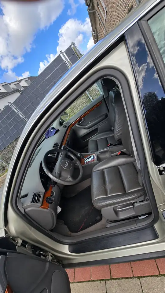 Audi A4 2.0, foto 7
