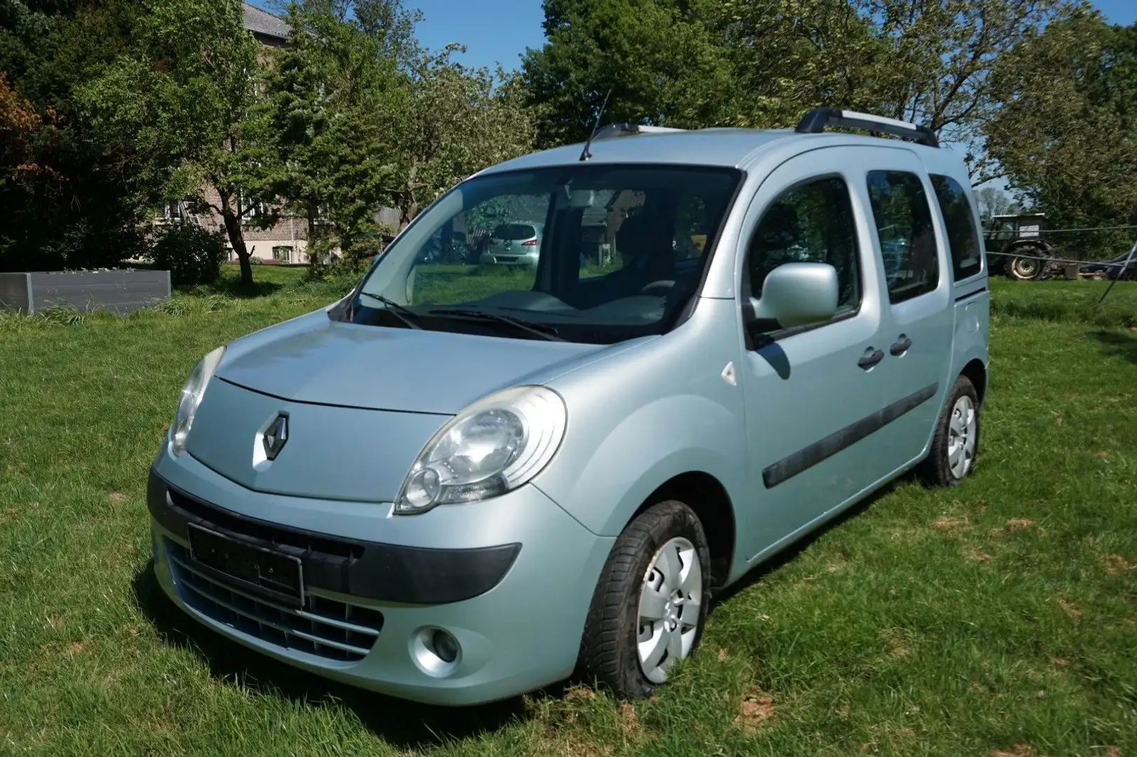 Renault Kangoo Happy Family 1,6, TÜV 07/2025, AHK Zilver - 2