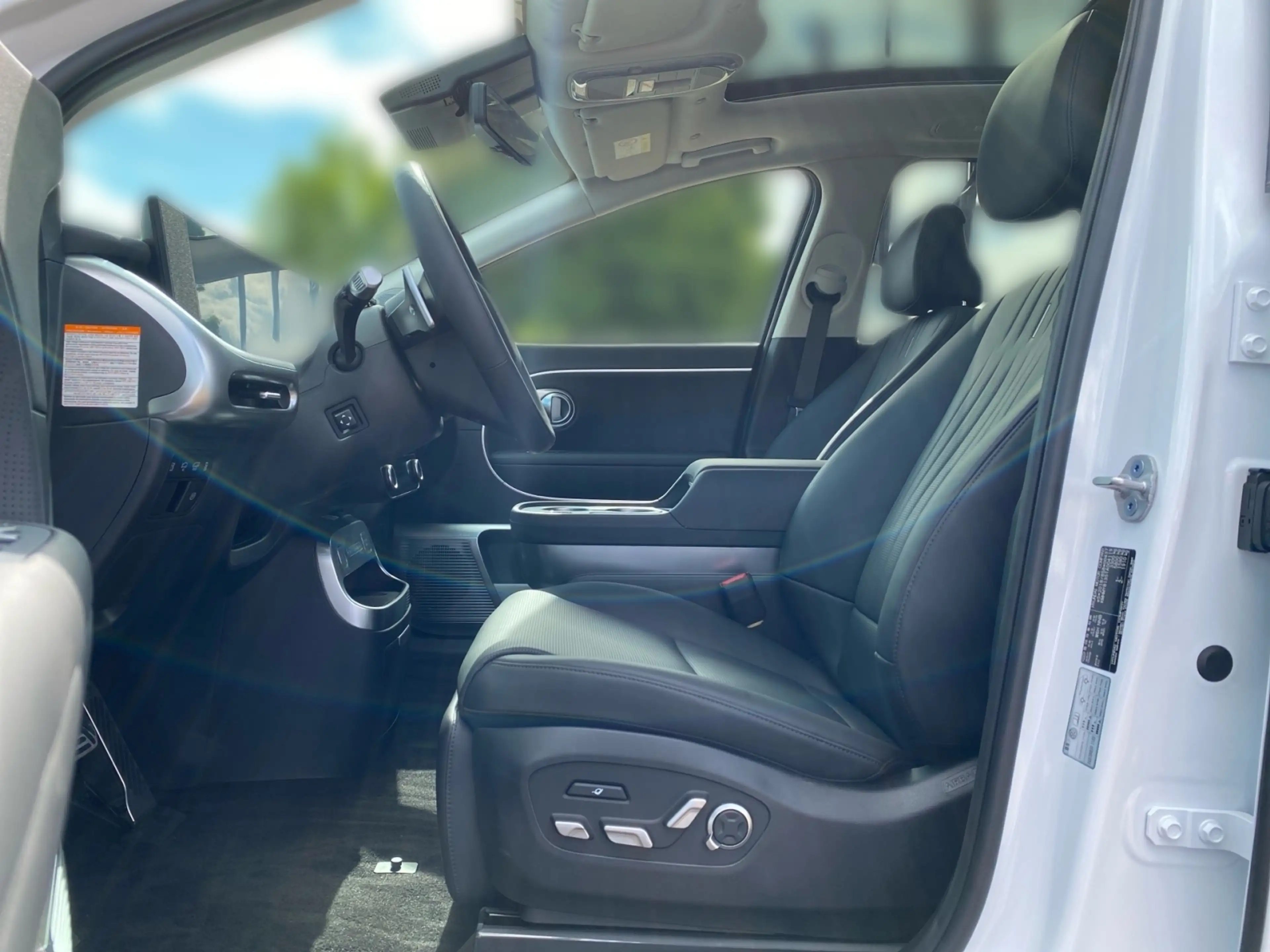 Hyundai IONIQ 9 IONIQ 9 110 Kwh UNIQ 4WD 6 Sitze Pano+Relax-Pak. — photo 5